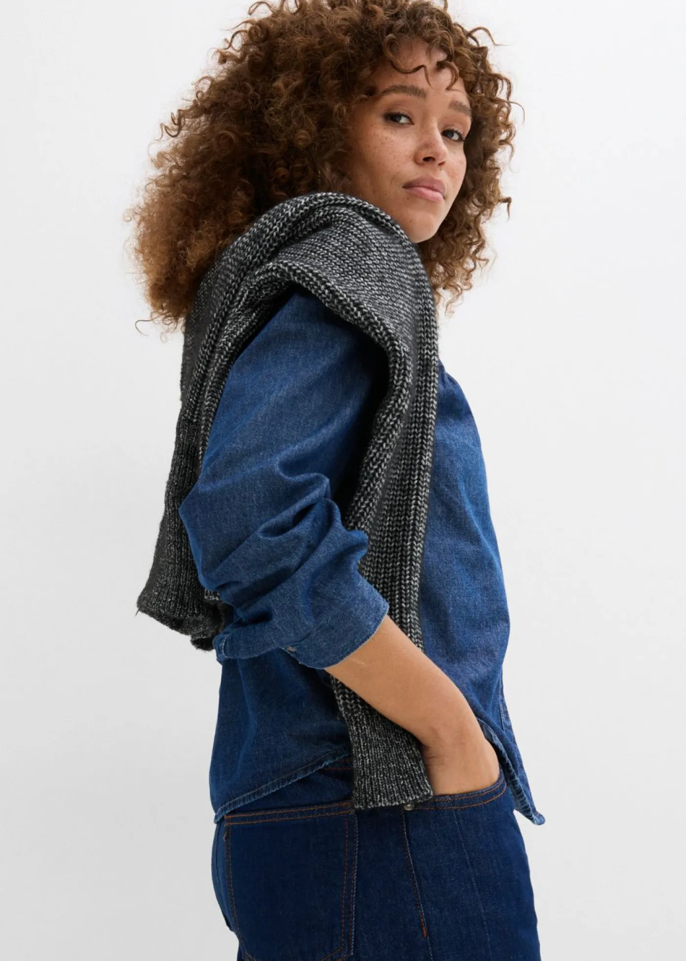 bonprix bonprix Blusa vaquera de algodón puro Azul piedra usado Clearance