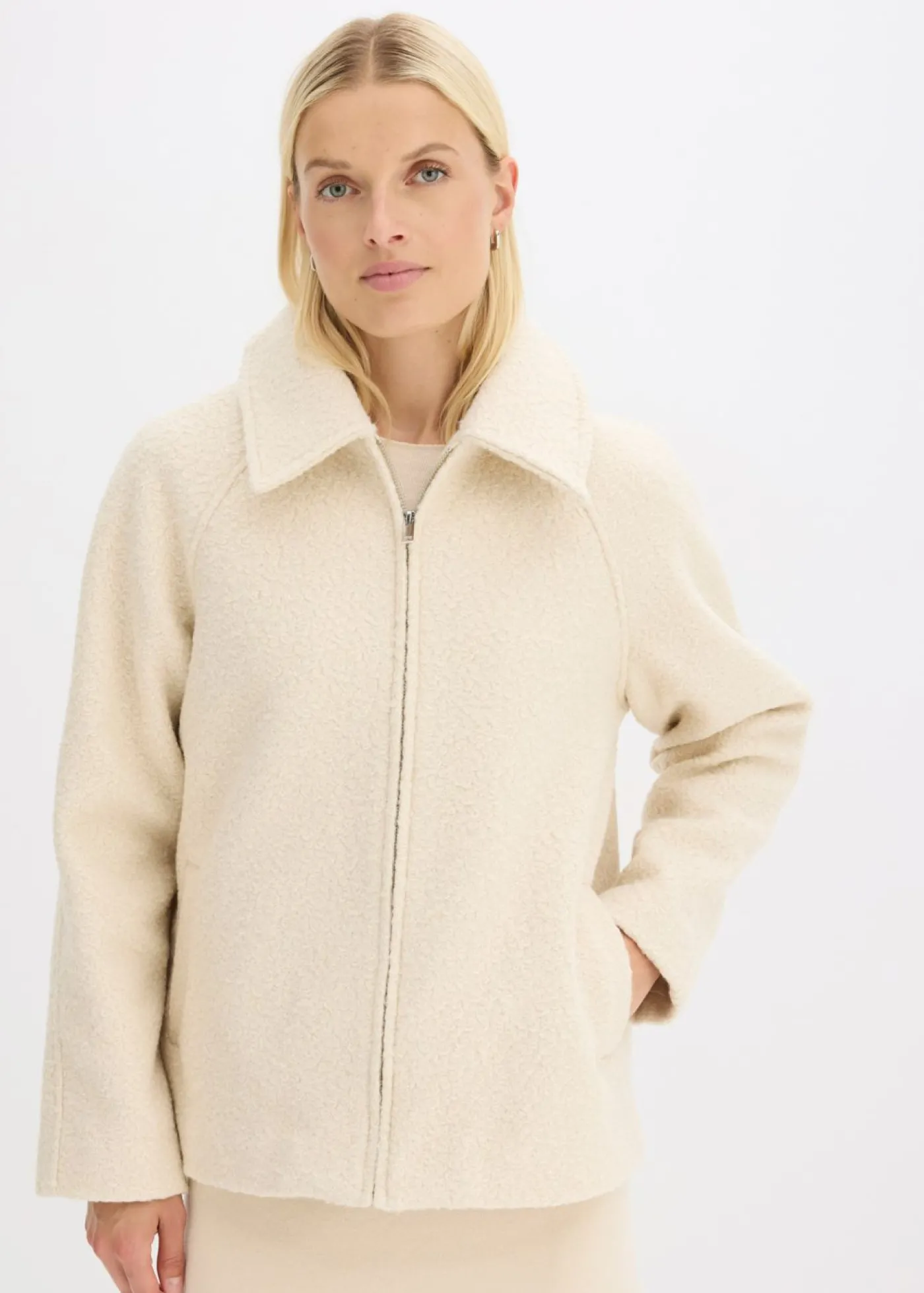 bonprix bonprix Blusón de bouclé suave gris guijarro Hot