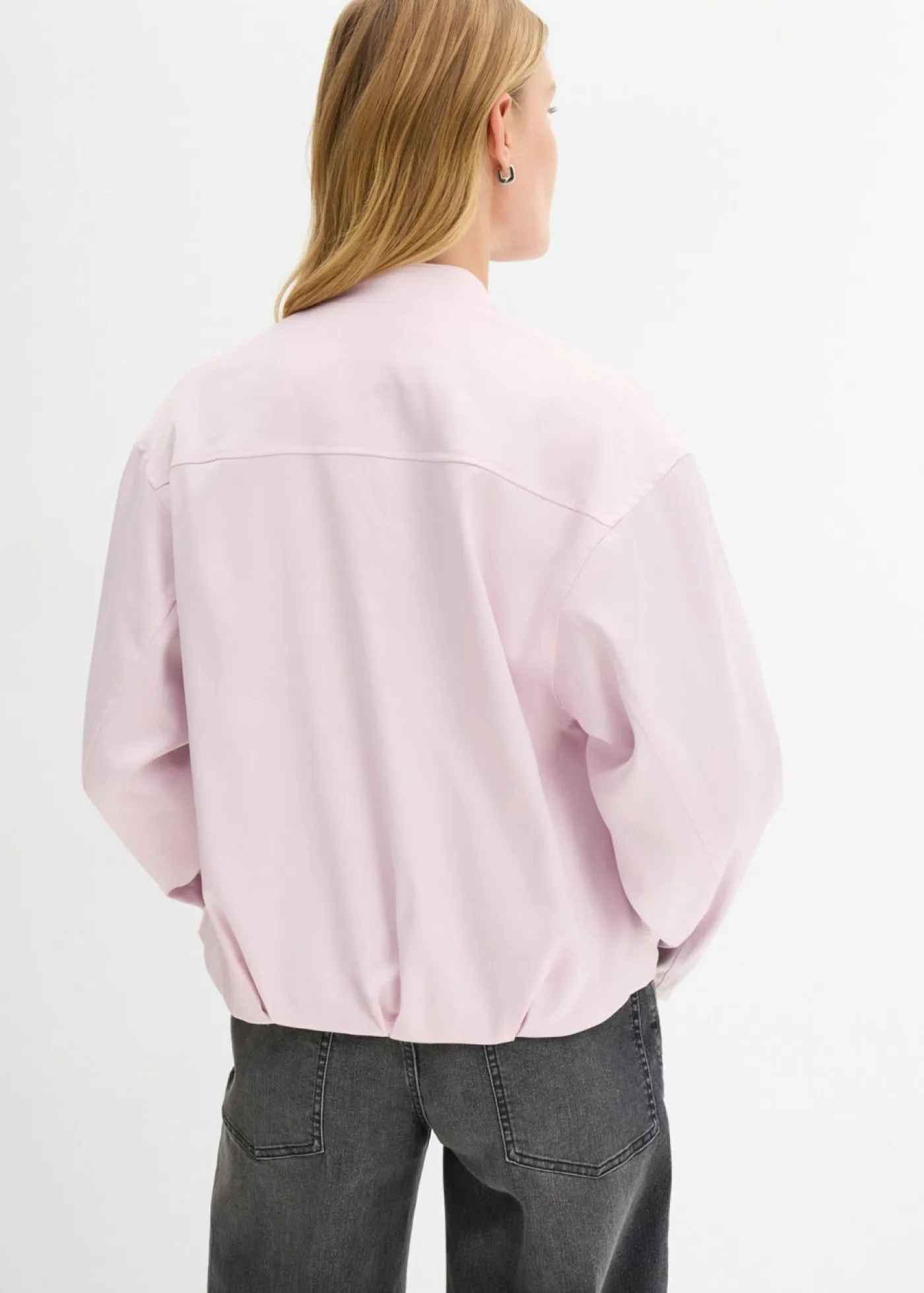 bonprix bonprix Blusón suave de mezcla de viscosa brillante Lila empolvado Clearance