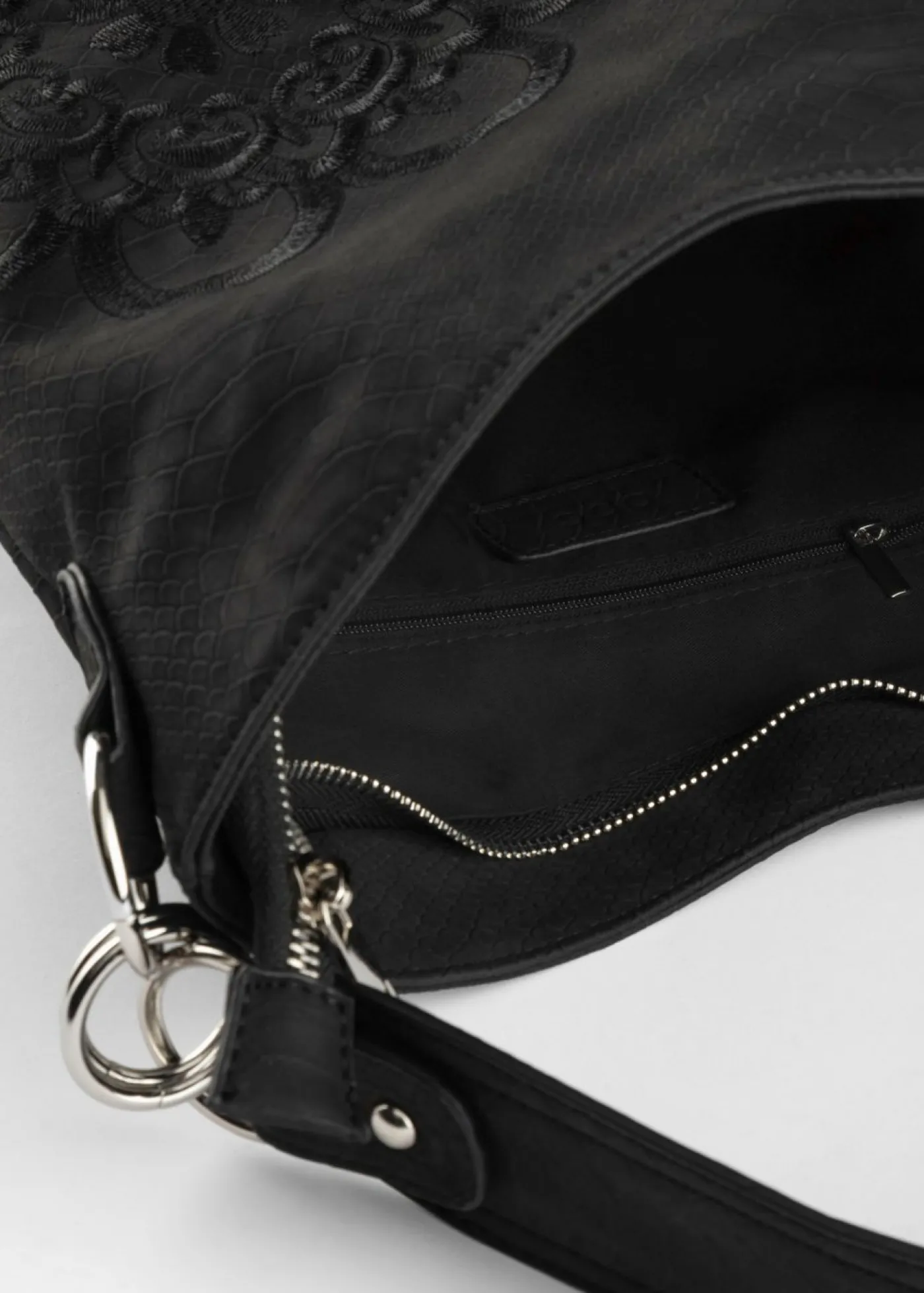 bonprix bonprix Bolso de mano con bordado Negro Online