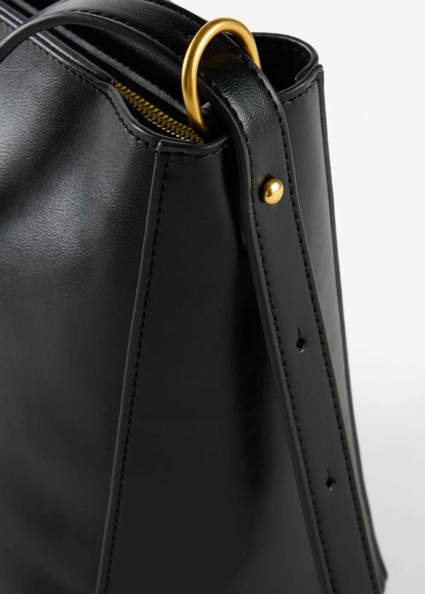 bonprix bonprix Bolso tipo bucket Negro Discount