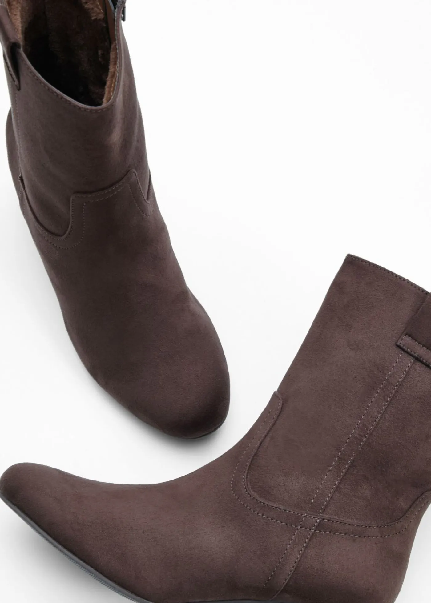 bonprix bonprix Botas Marrón oscuro Online