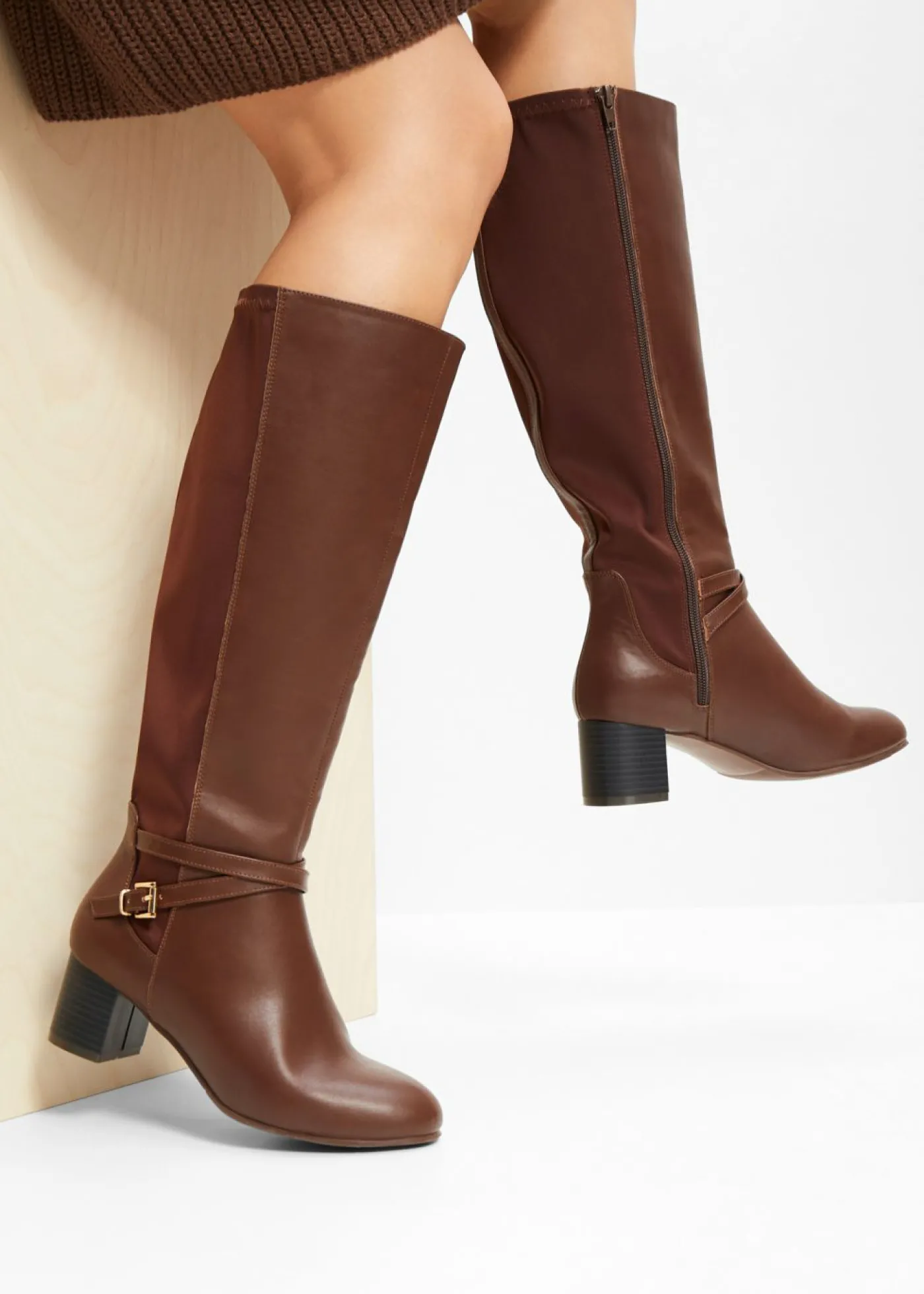 bonprix bonprix Botas Marrón oscuro Online