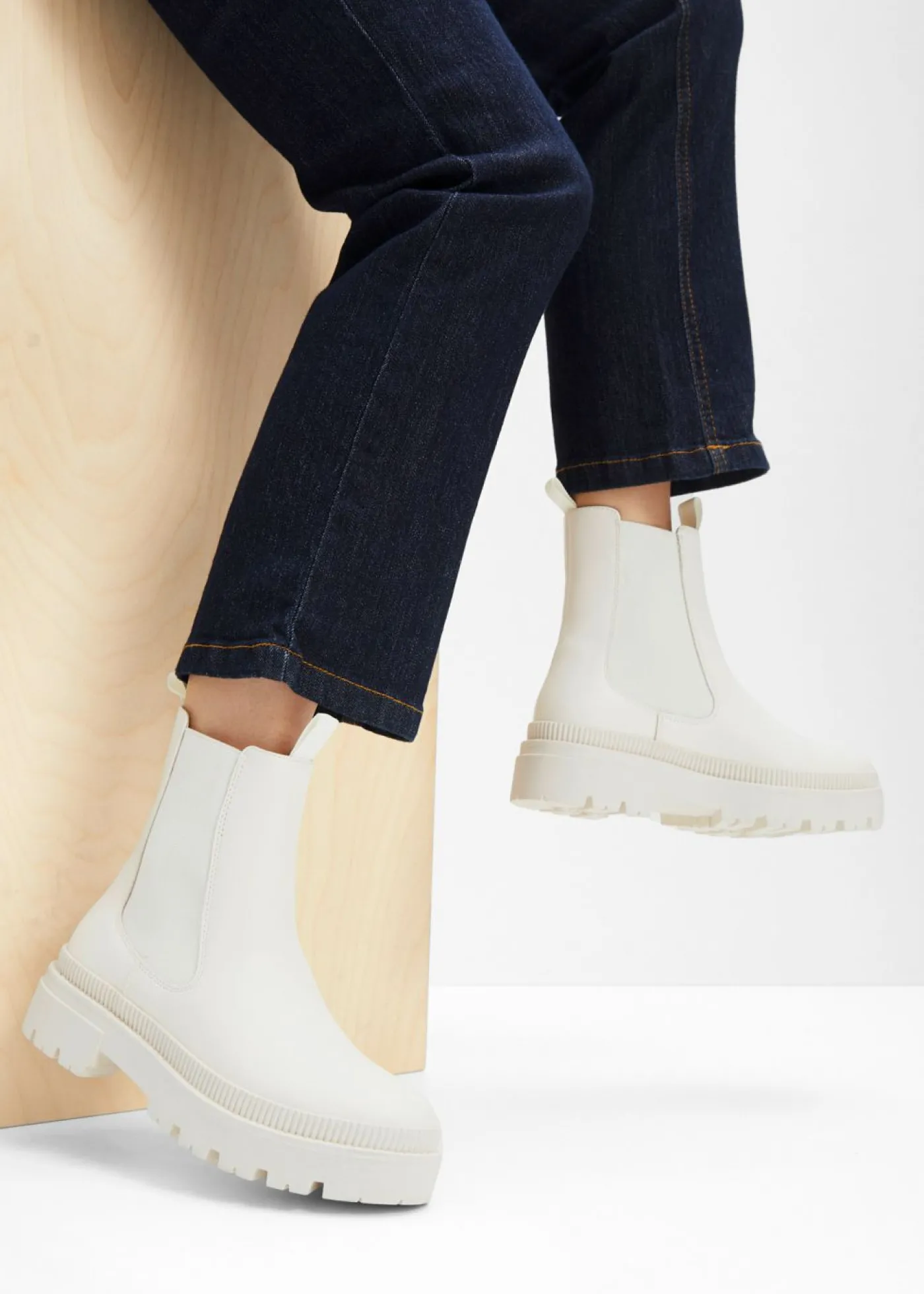 bonprix bonprix Botas Chelsea con suela perfilada blanco perla Best