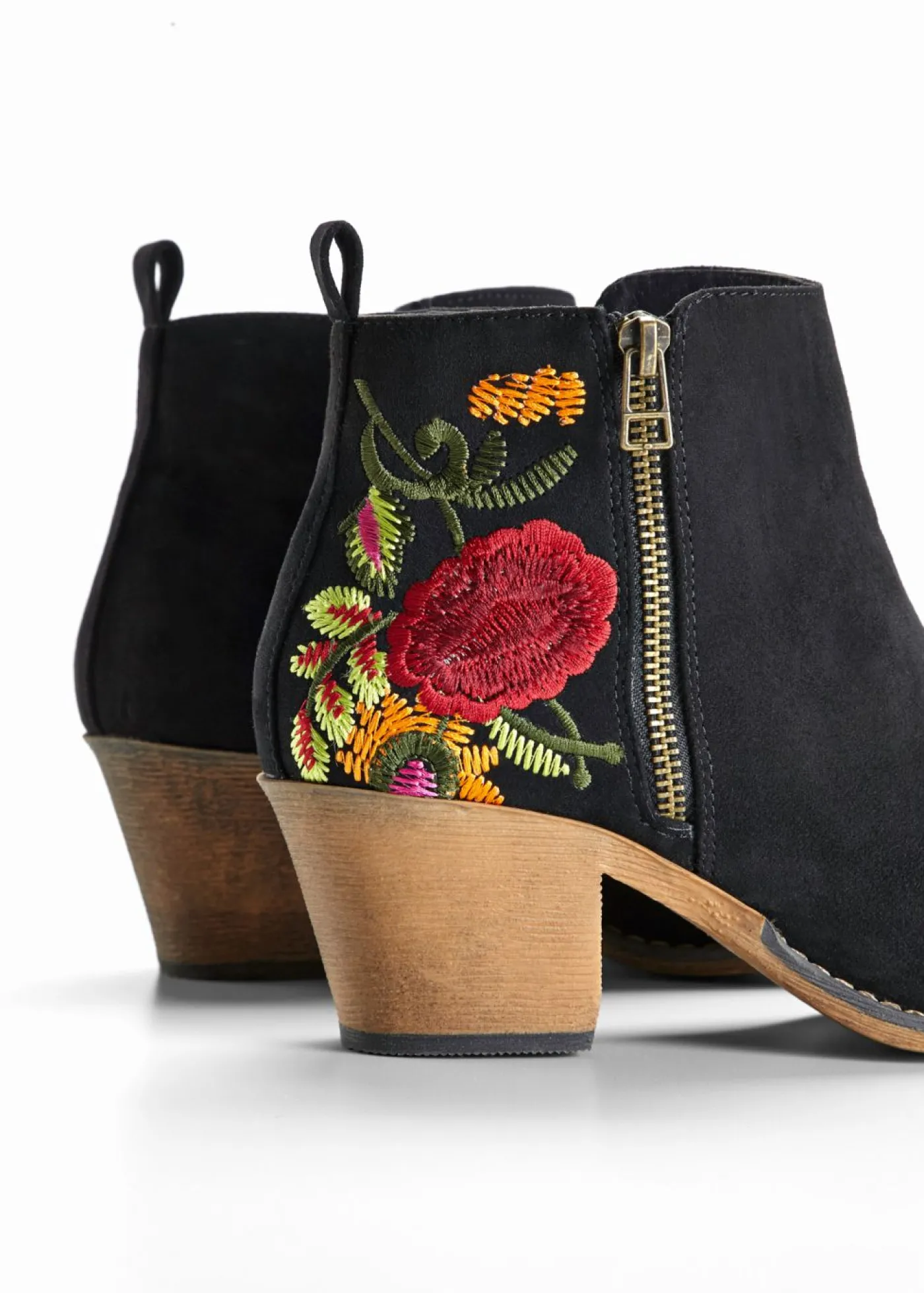 bonprix bonprix Botas de estilo cowboy con bordado Negro Sale