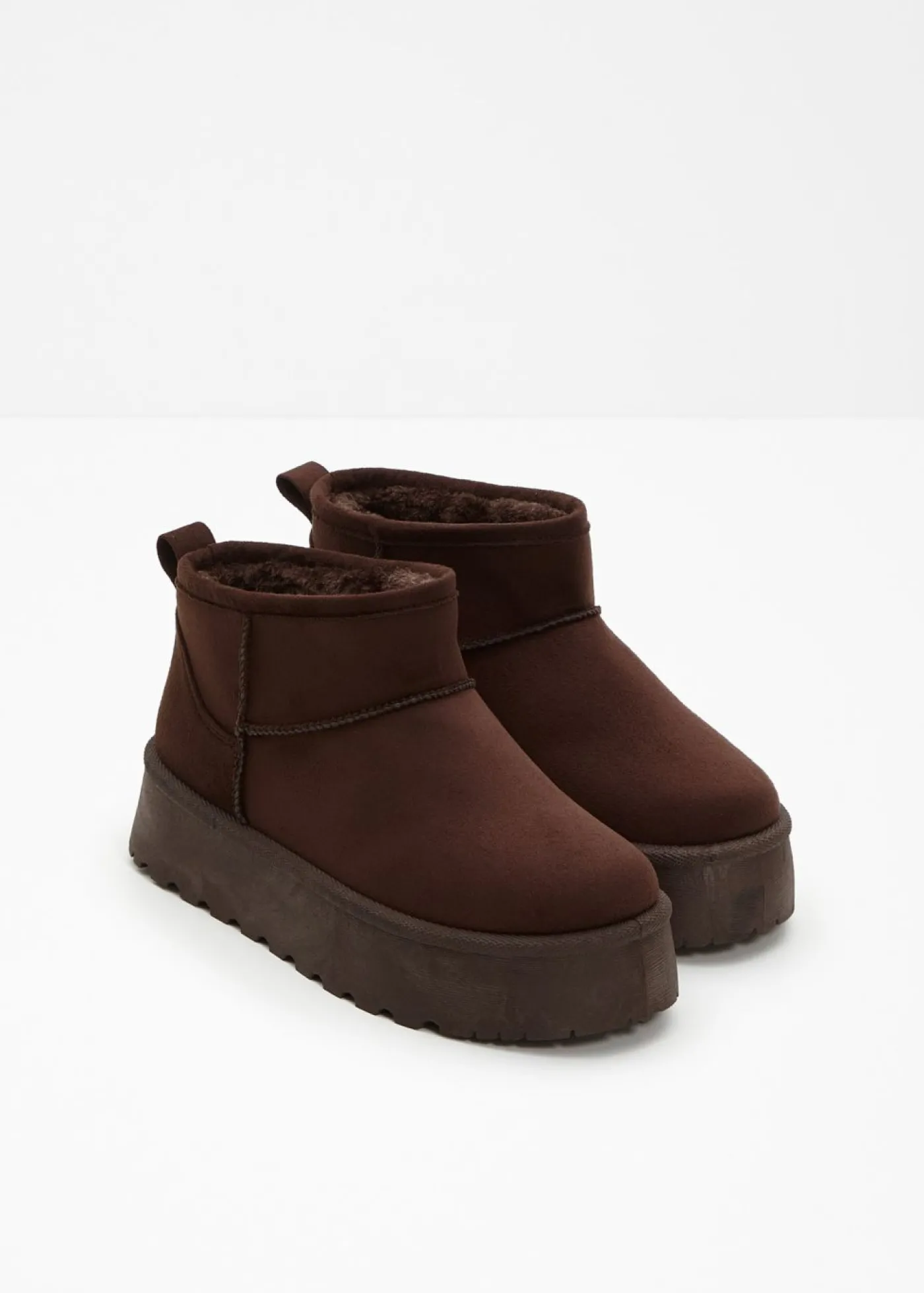 bonprix bonprix Botas de plataforma forradas Marrón oscuro Outlet