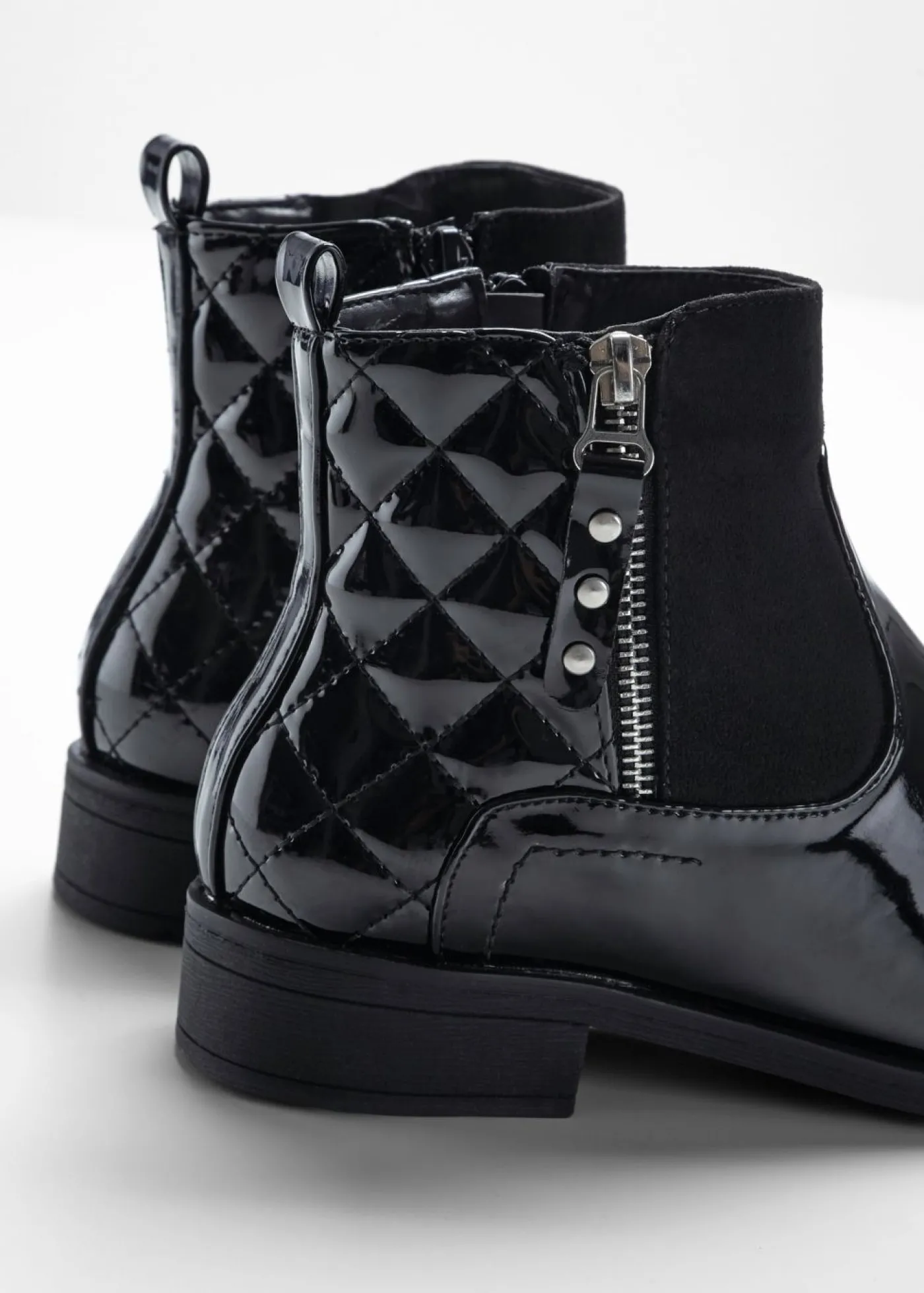 bonprix bonprix Botines con aspecto de charol Negro