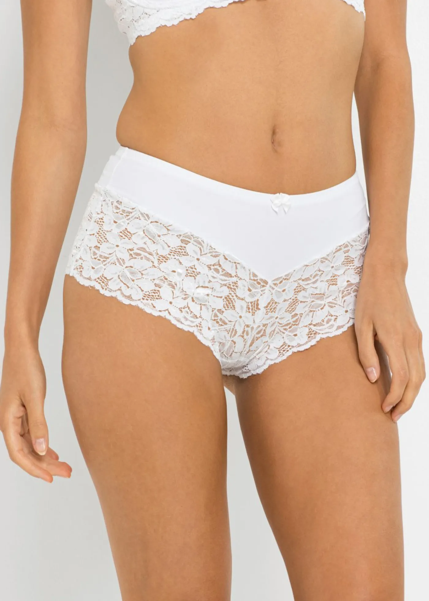 bonprix bonprix Braga con encaje Blanco