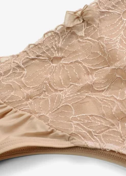 bonprix bonprix Braguita brasileña con bordado de flores Beige tiza New