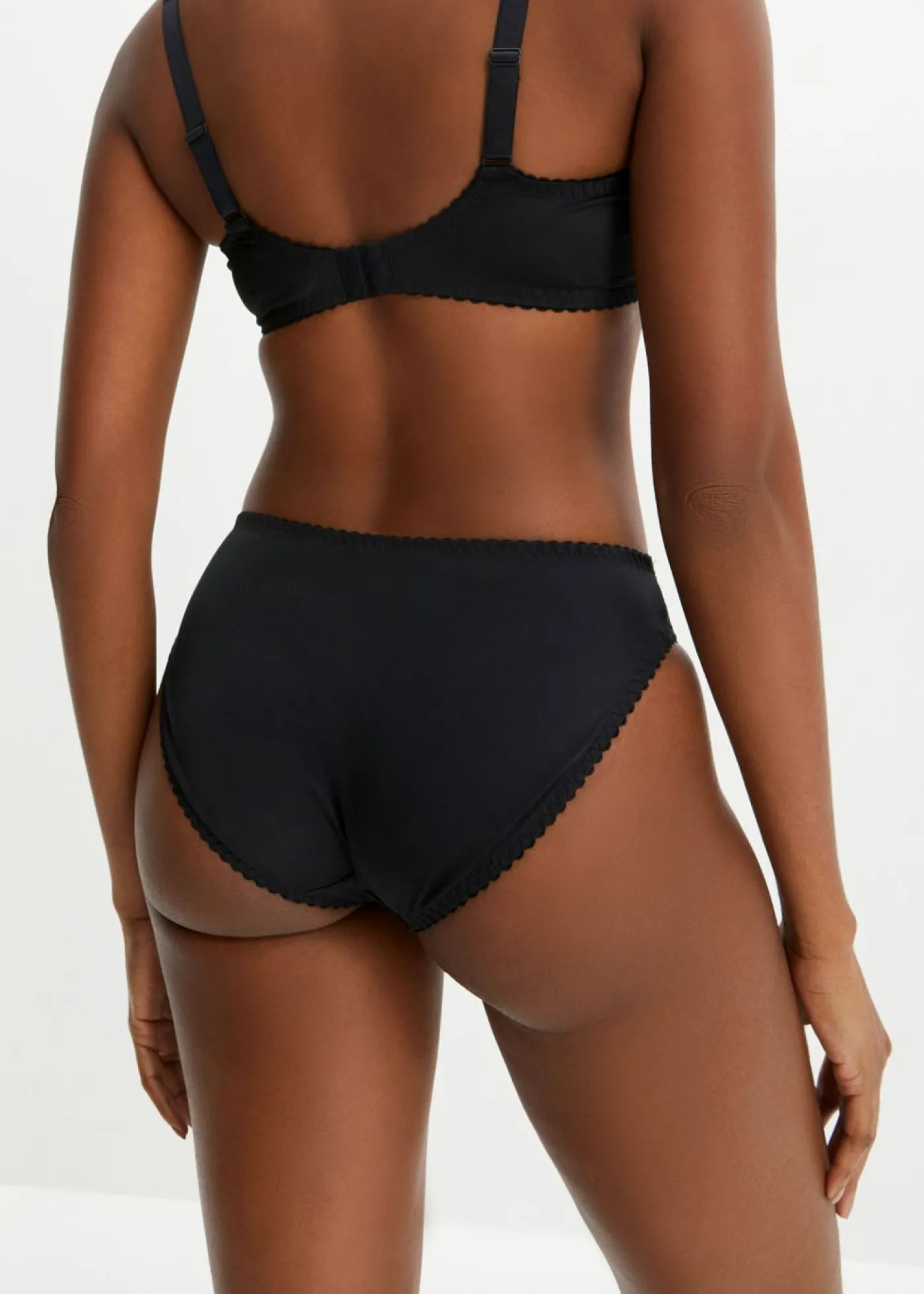 bonprix bonprix Braguita con encaje suave Negro-azul petróleo Clearance