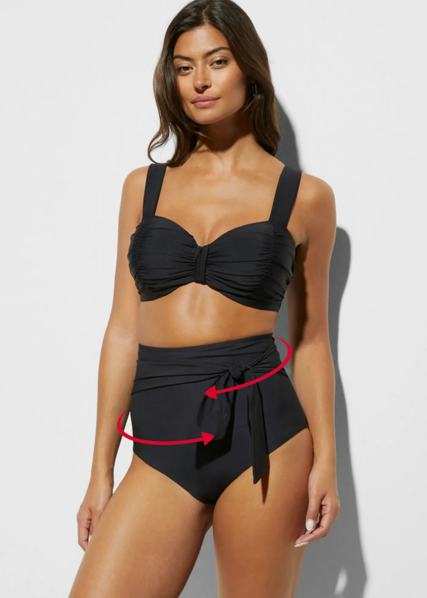 bonprix bonprix Braguita de bikini highwaist con gran efecto moldeador y cordón Negro