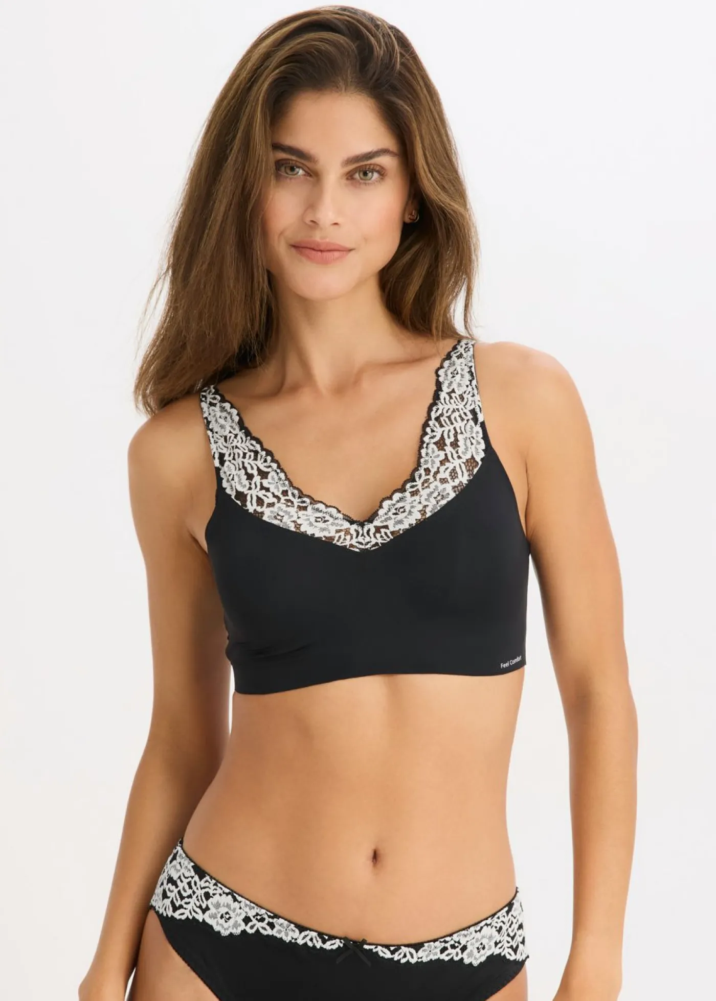 bonprix bonprix Bralette Feel Comfort con corte láser Negro-blanco lana Hot