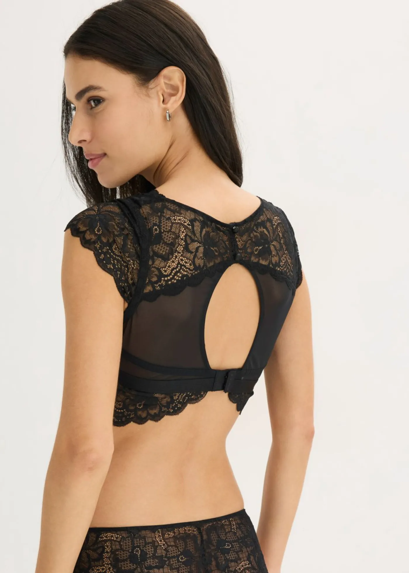 bonprix bonprix Bustier sin aros con encaje de flores Negro Sale