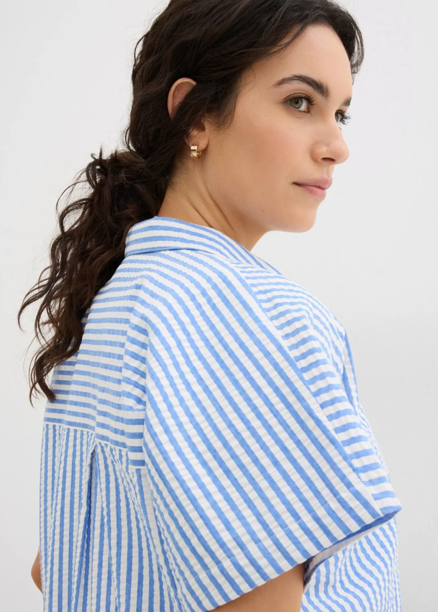 bonprix bonprix Camisa de manga corta estilo milrayas Azul glaciar/blanco lana de rayas Sale