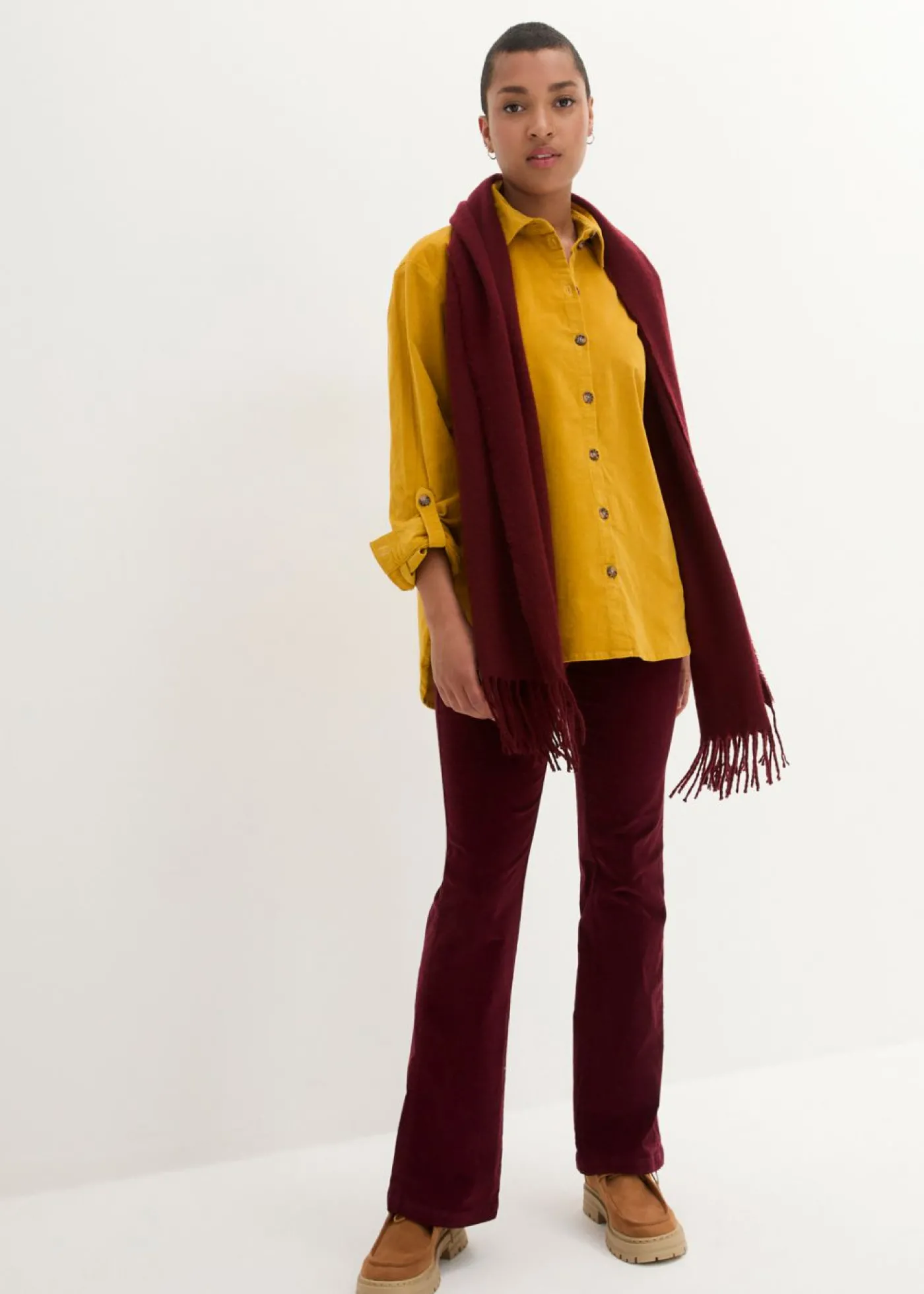 bonprix bonprix Camisa de pana con abertura lateral Oro ocre Discount