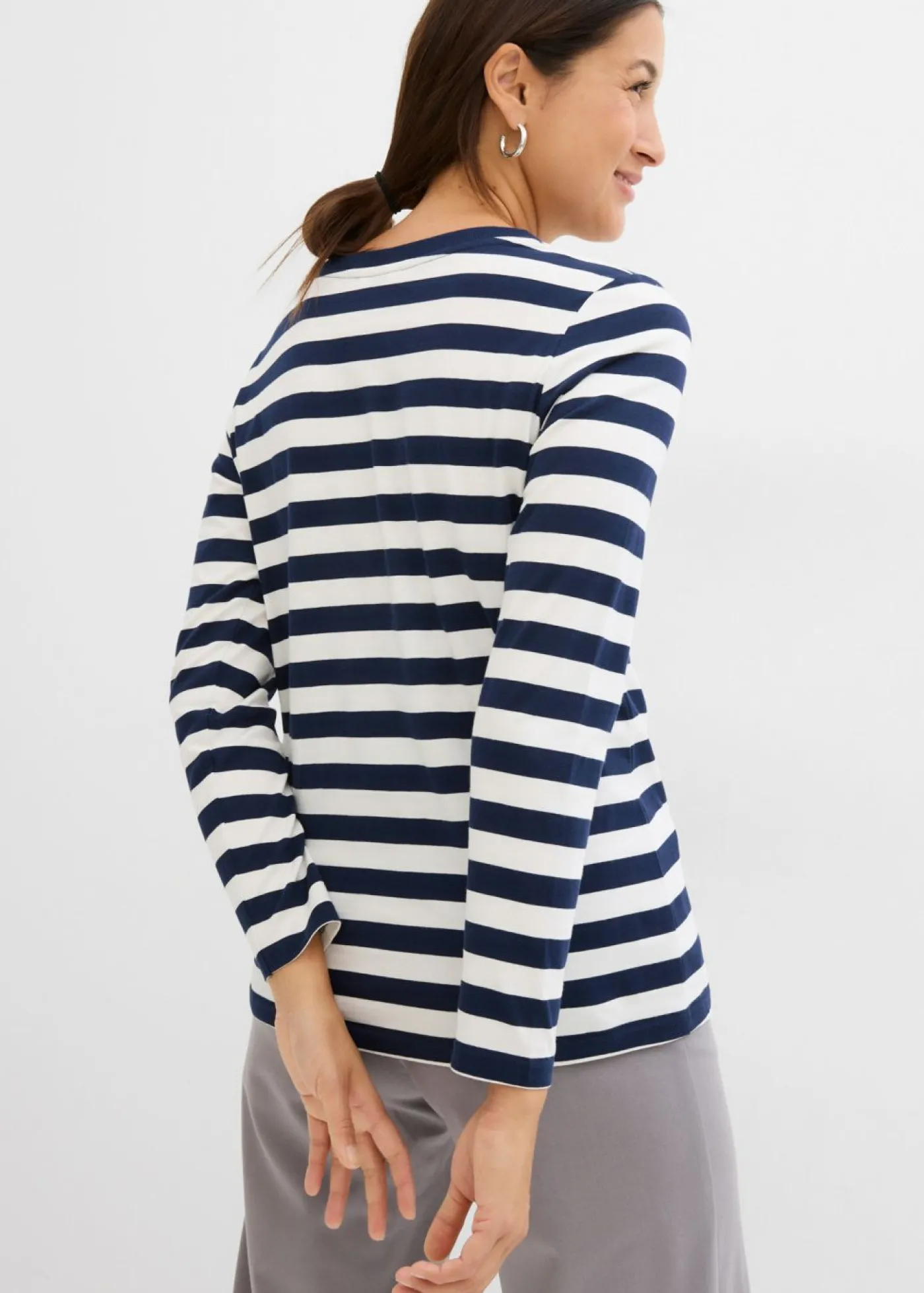 bonprix bonprix Camiseta a rayas de algodón orgánico puro azul marino/blanco lana con rayas