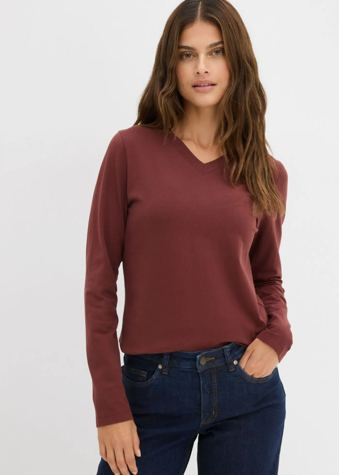 bonprix bonprix Camiseta ajustada de manga larga Marrón café New