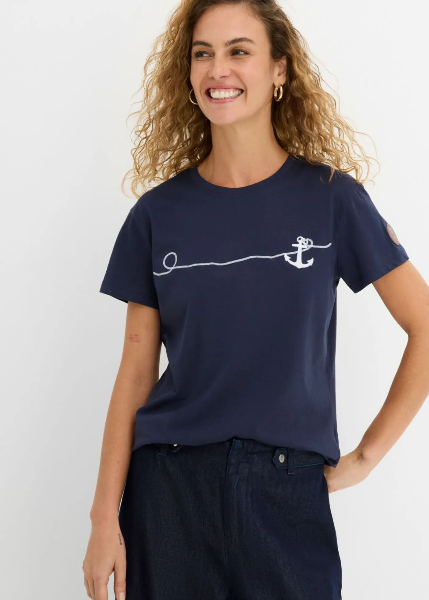 bonprix bonprix Camiseta bordada Azul marino