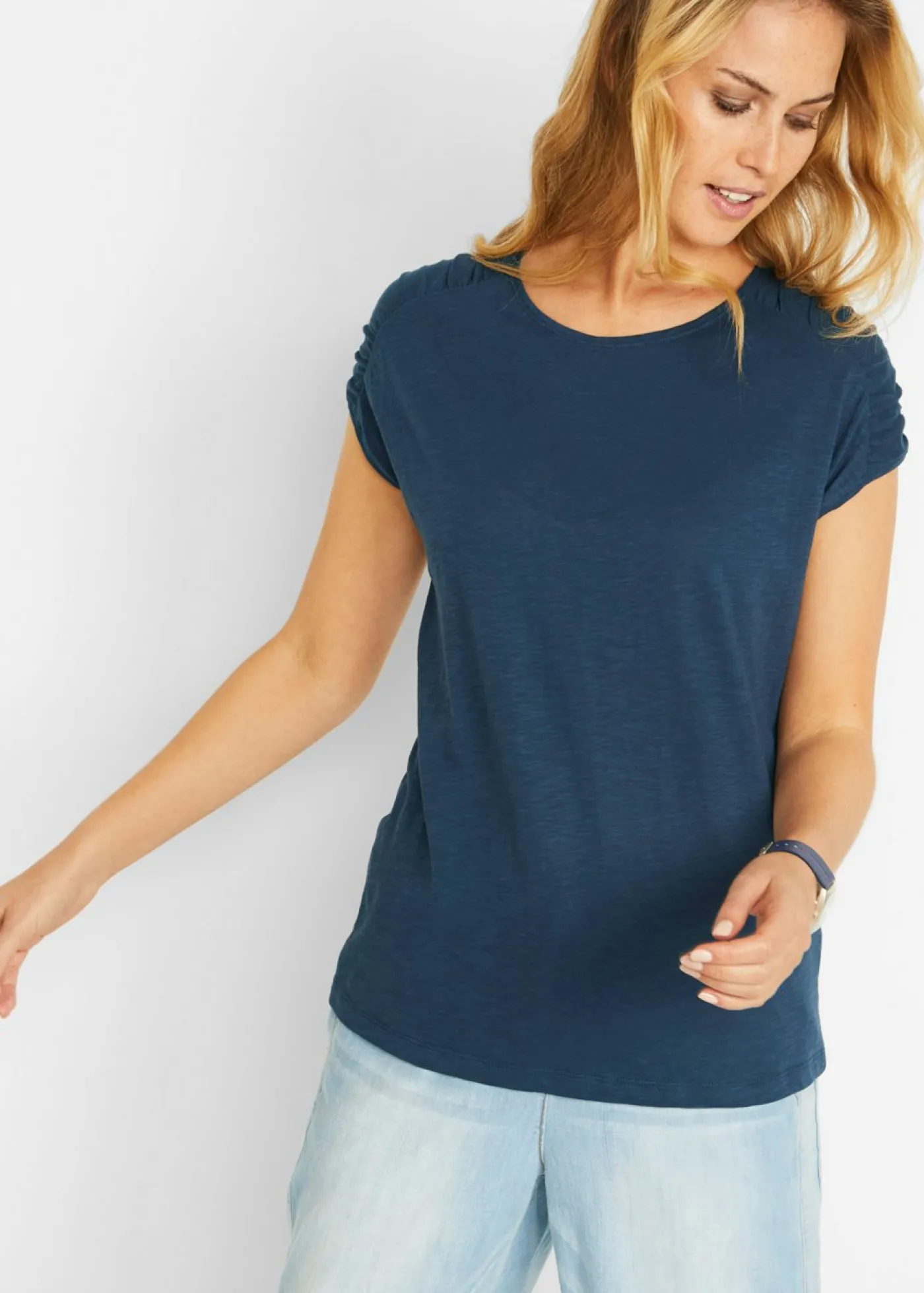bonprix bonprix Camiseta boxy de manga corta Azul oscuro