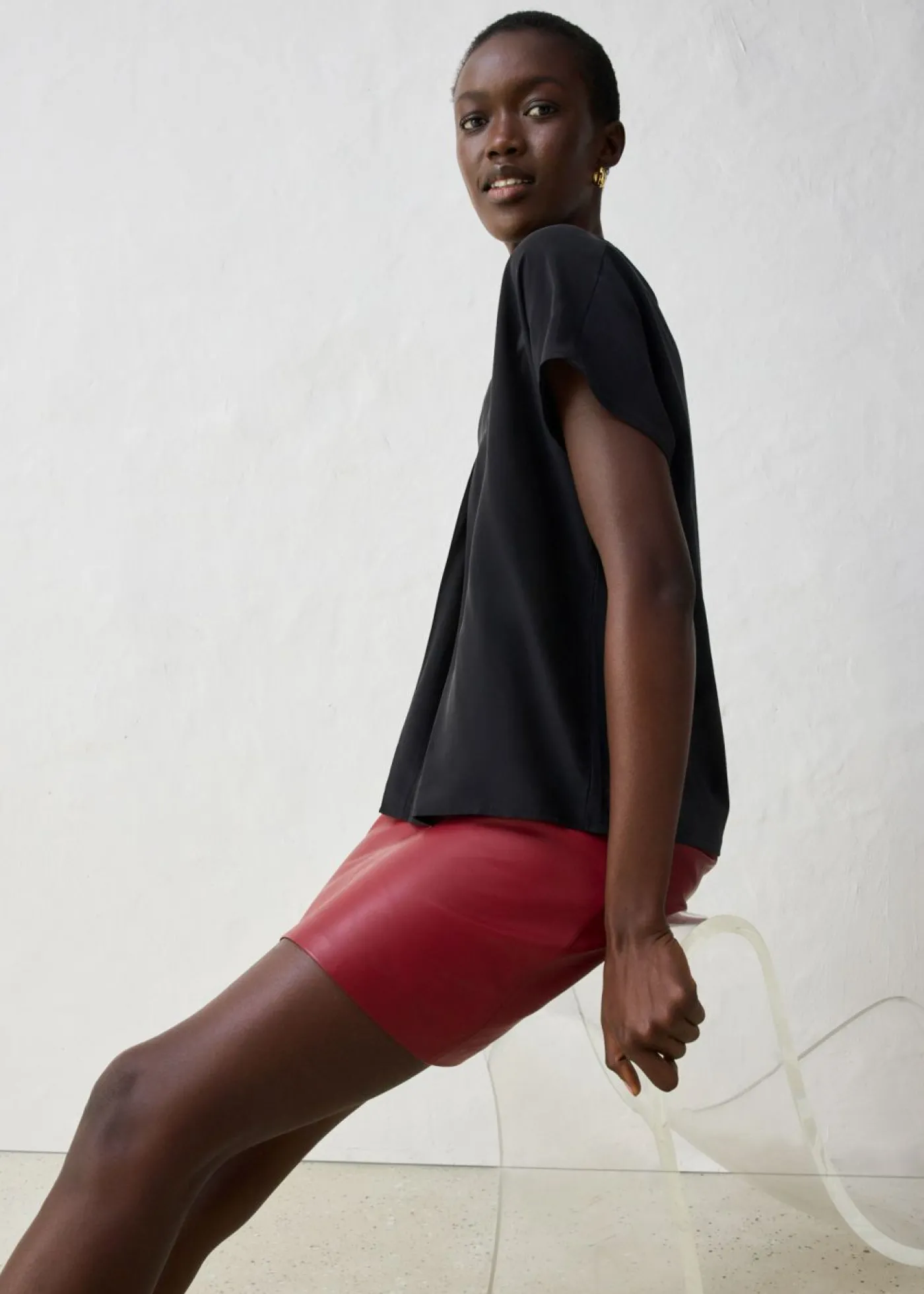 bonprix bonprix Camiseta con contenido de seda e inserto de tejido Negro Outlet
