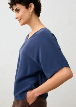 bonprix bonprix Camiseta con contenido de seda e inserto de tejido Azul marino Clearance