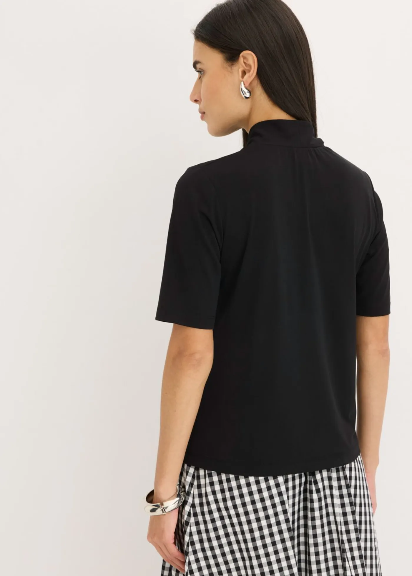 bonprix bonprix Camiseta con cuello chimenea Negro Online