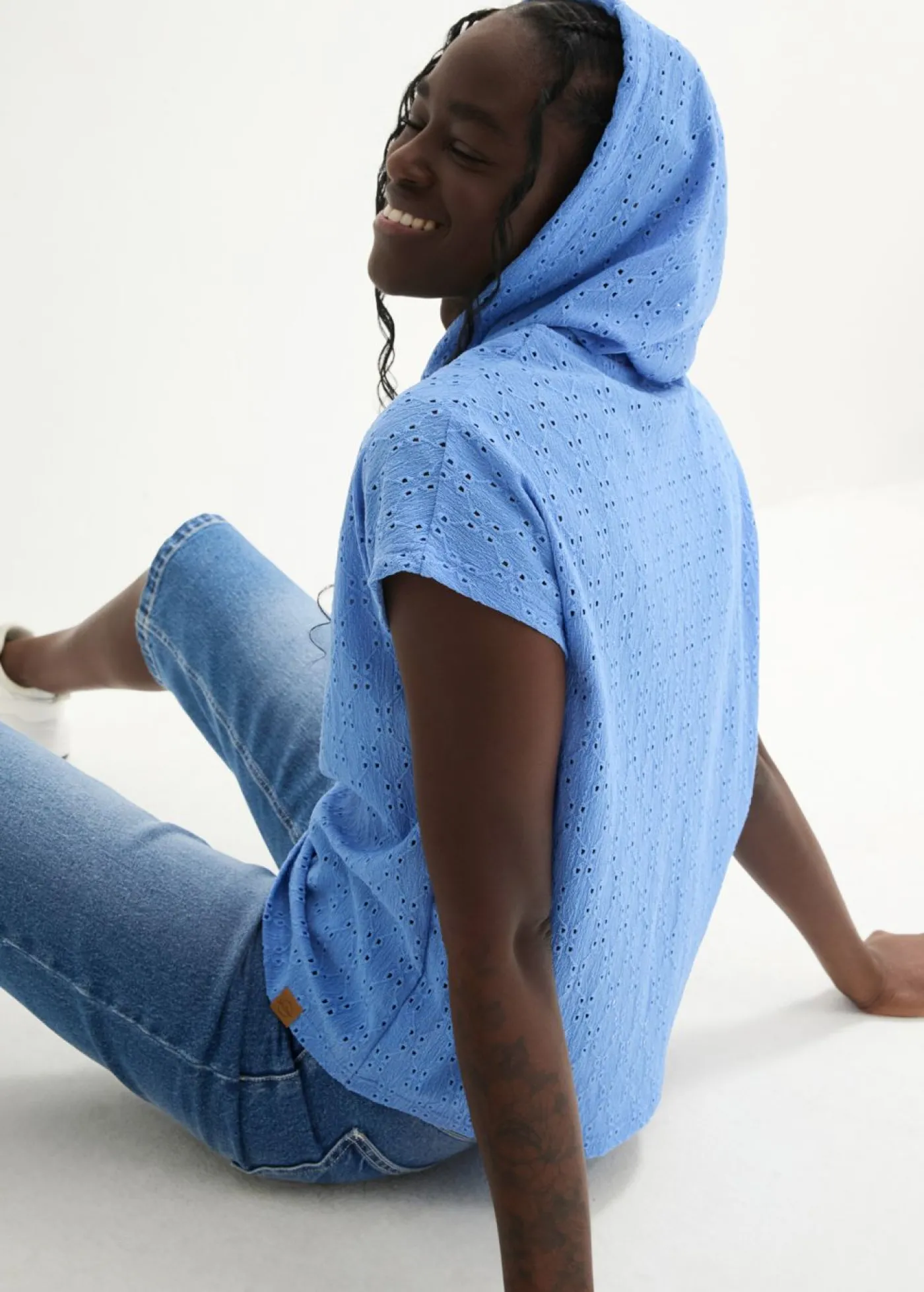 bonprix bonprix Camiseta con cuello henley azul provenzal Best