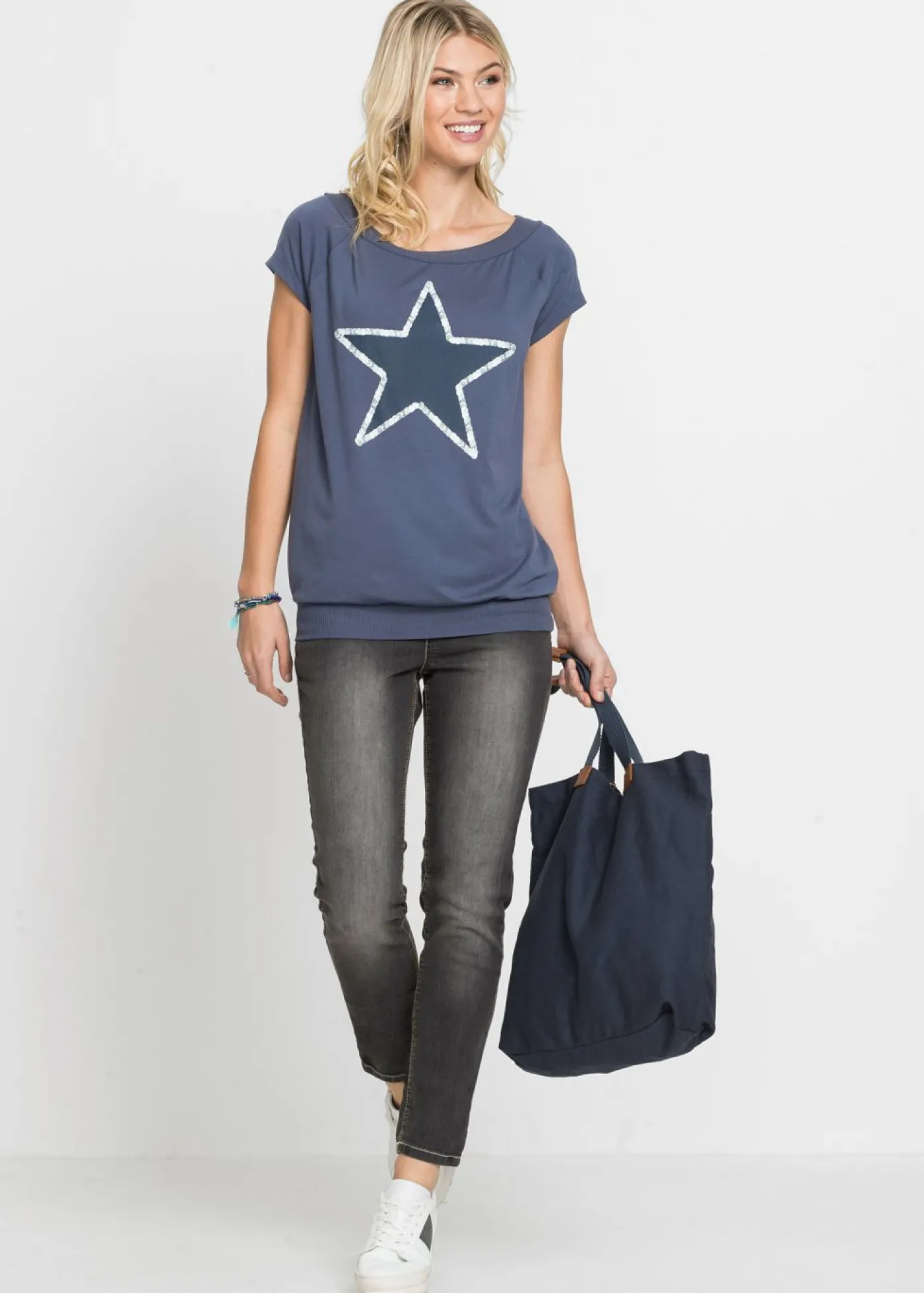 bonprix bonprix Camiseta con estampado de estrellas Azul estampado New