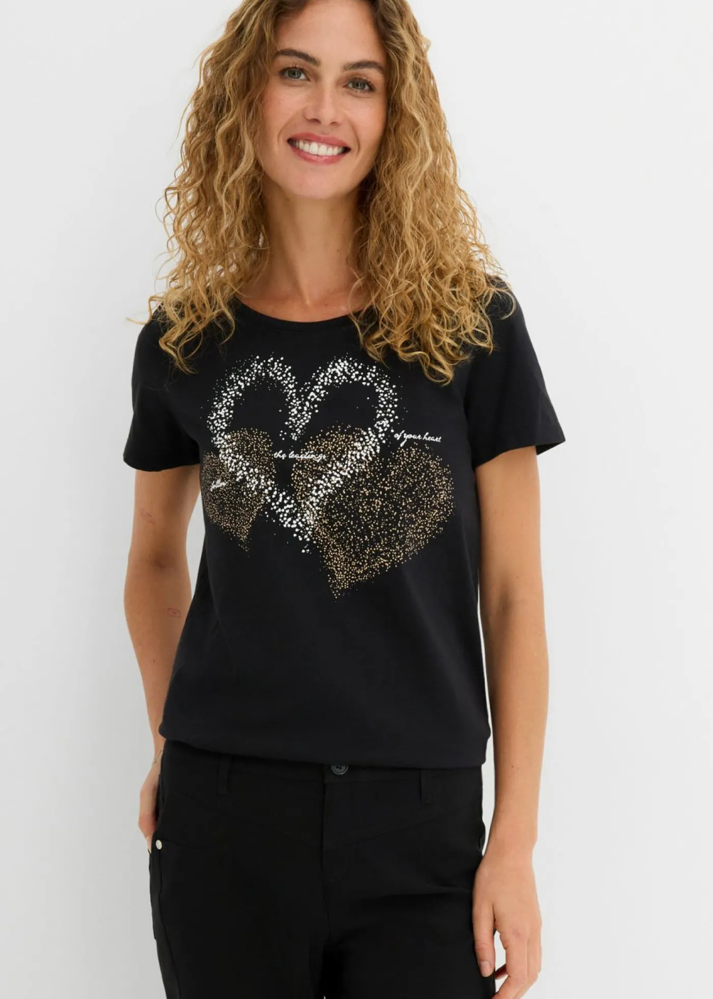bonprix bonprix Camiseta con estampado de corazón de algodón orgánico Negro estampado Outlet