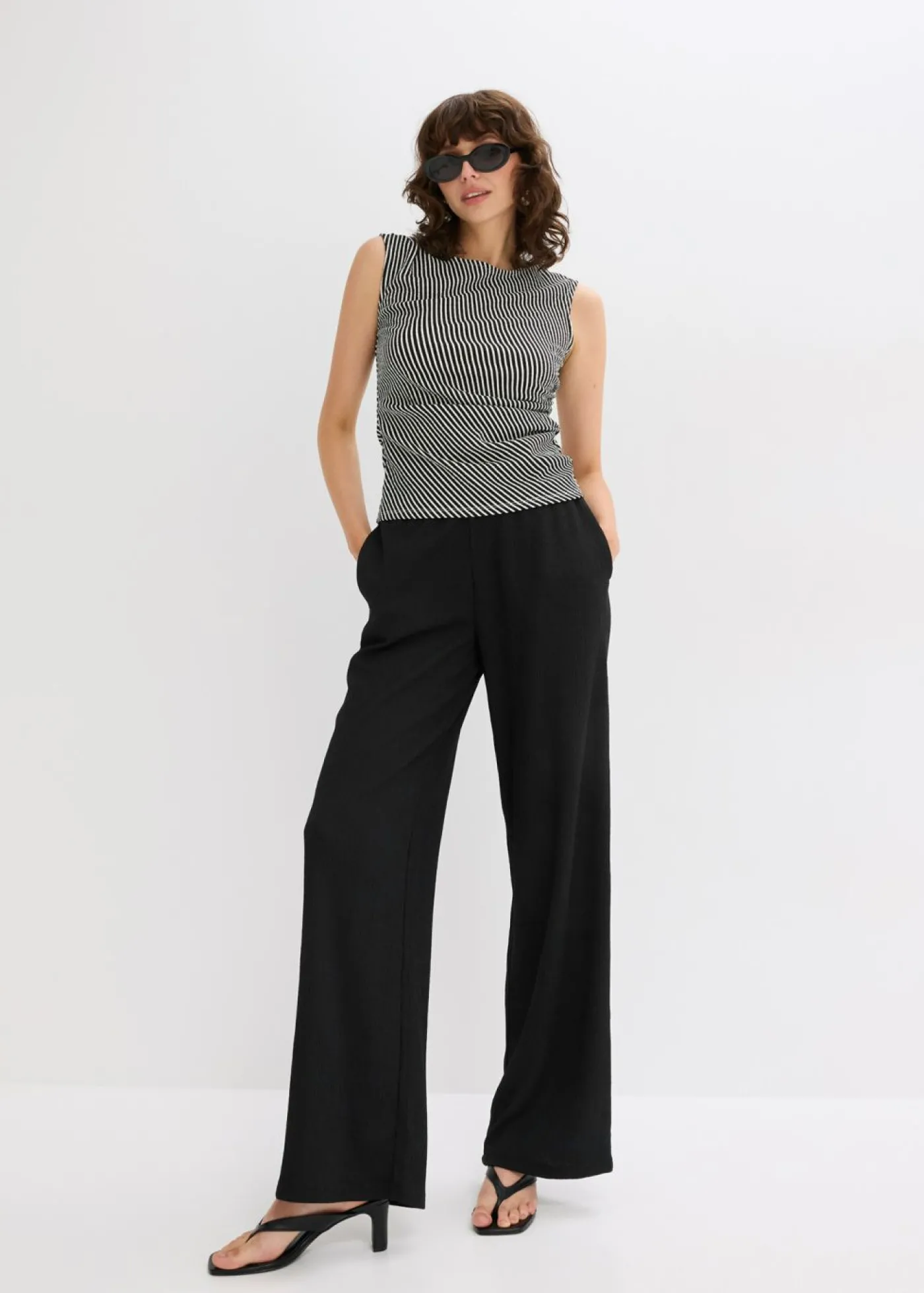 bonprix bonprix Camiseta con fruncido negro-blanco lana con rayas Best