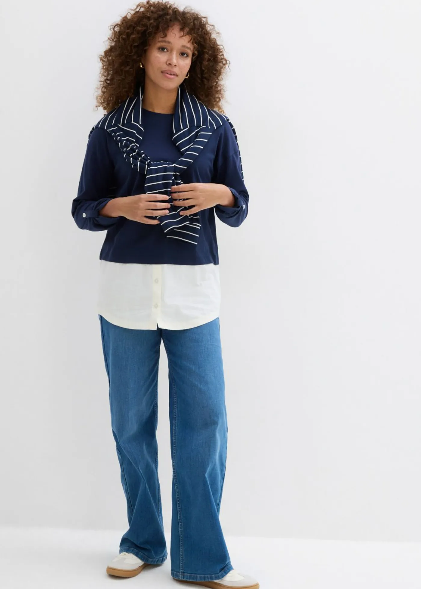 bonprix bonprix Camiseta con inserto de blusa de algodón orgánico puro Azul marino + blanco lana Outlet