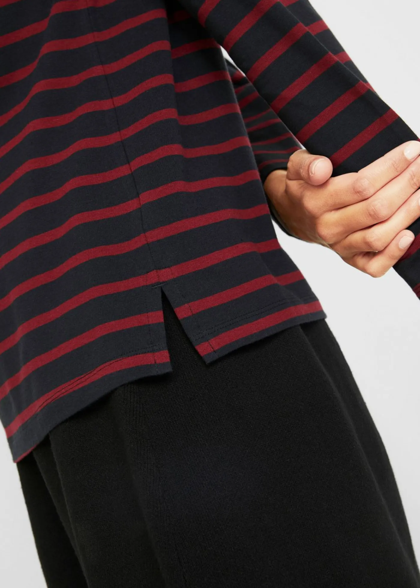 bonprix bonprix Camiseta con manga larga y escote barco (2 unidades) negro / rubí Discount