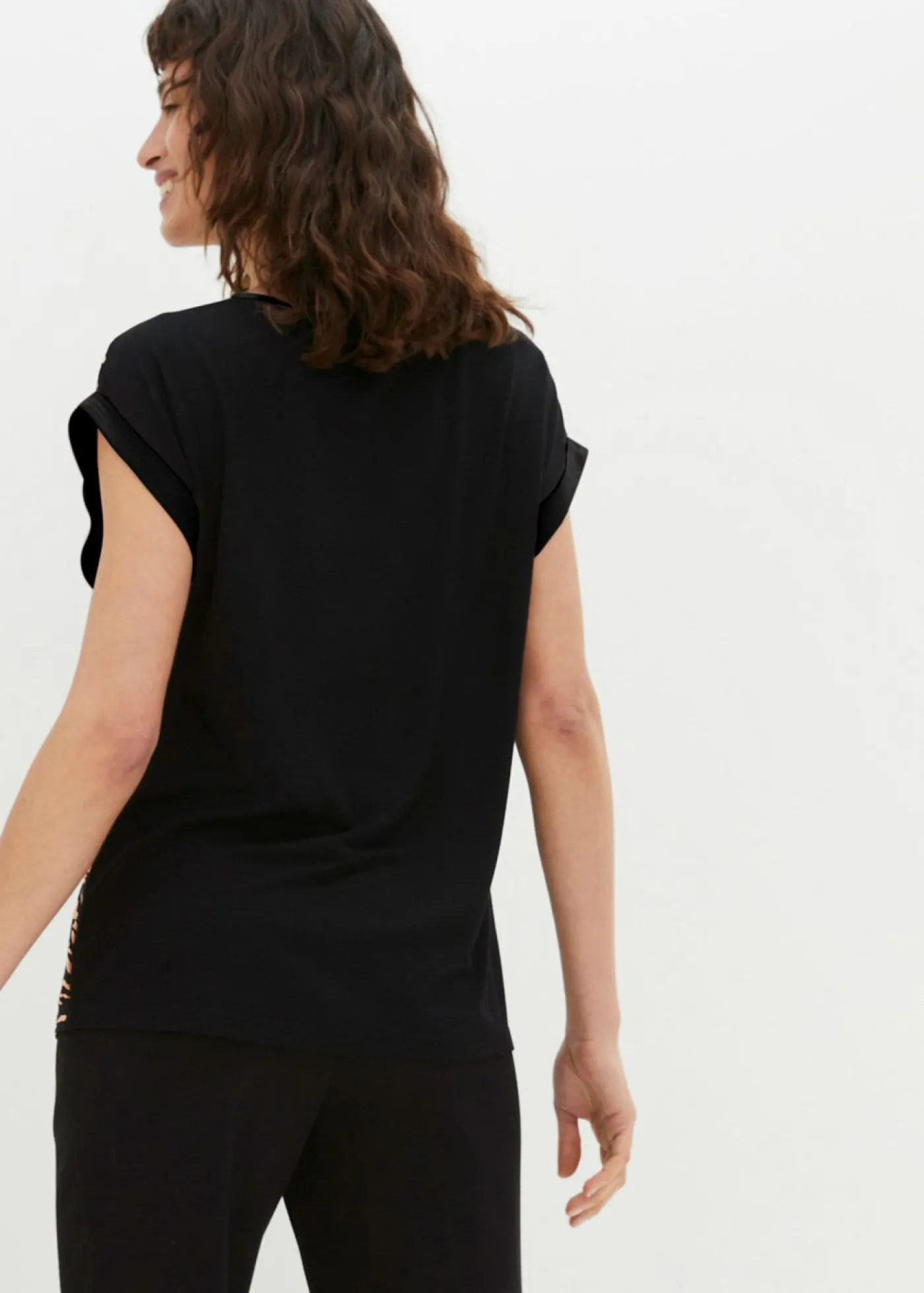 bonprix bonprix Camiseta con parches Negro-cobre metalizado Best