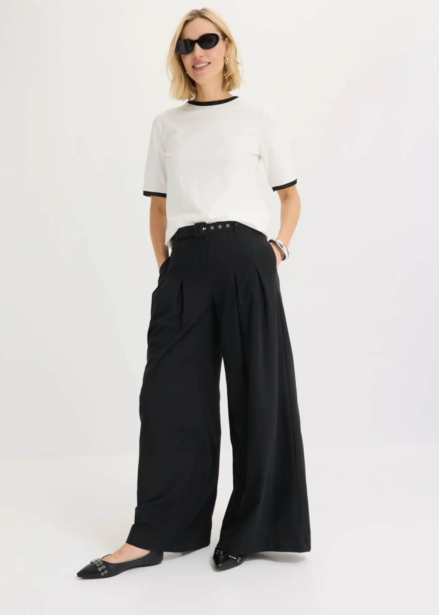 bonprix bonprix Camiseta con ribete de encaje Blanco lana-negro