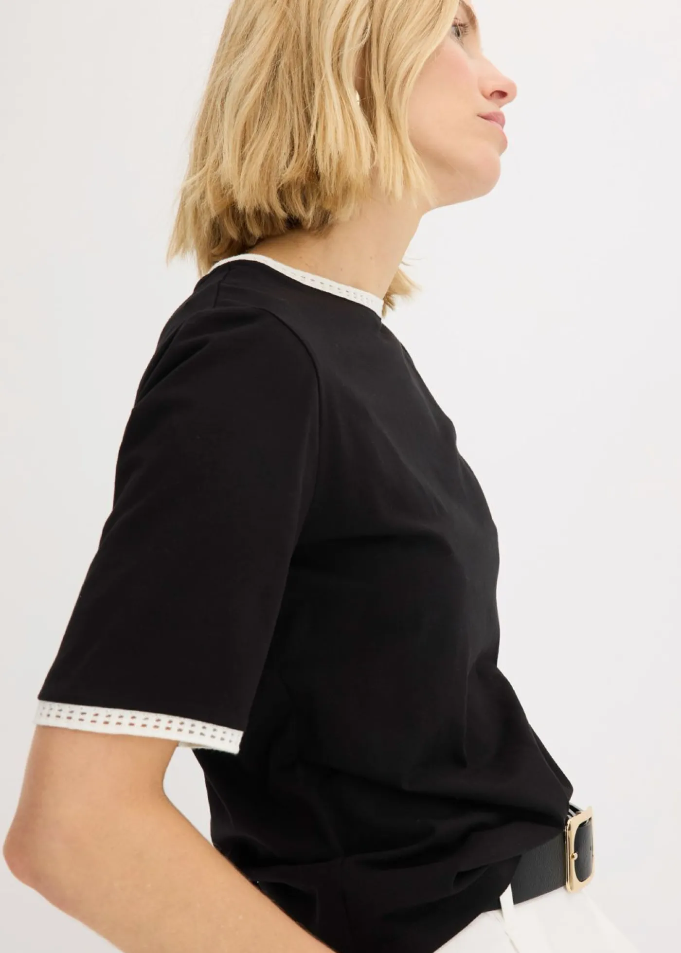bonprix bonprix Camiseta con ribete de encaje Negro-blanco lana Sale