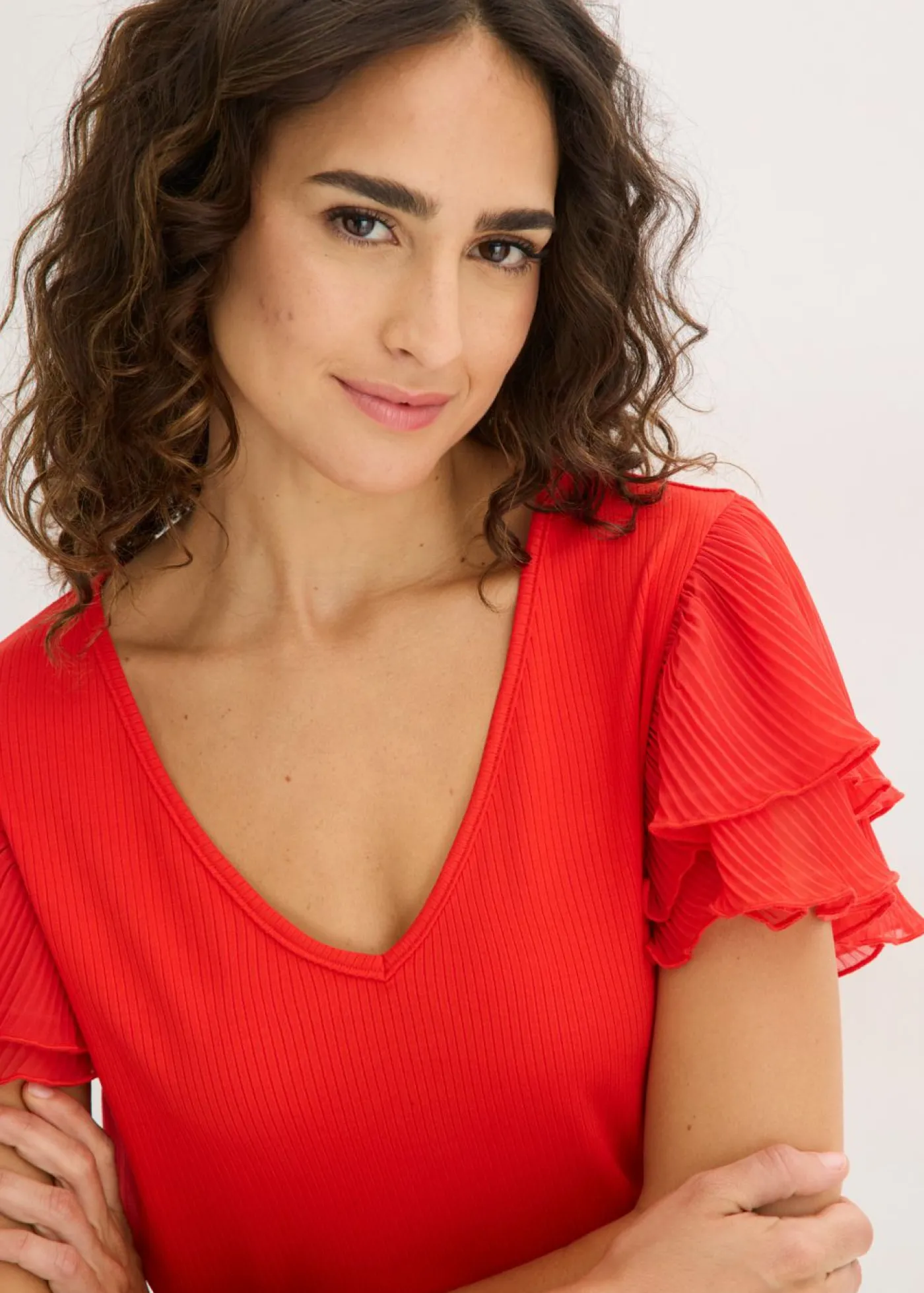 bonprix bonprix Camiseta con volantes fresa Sale