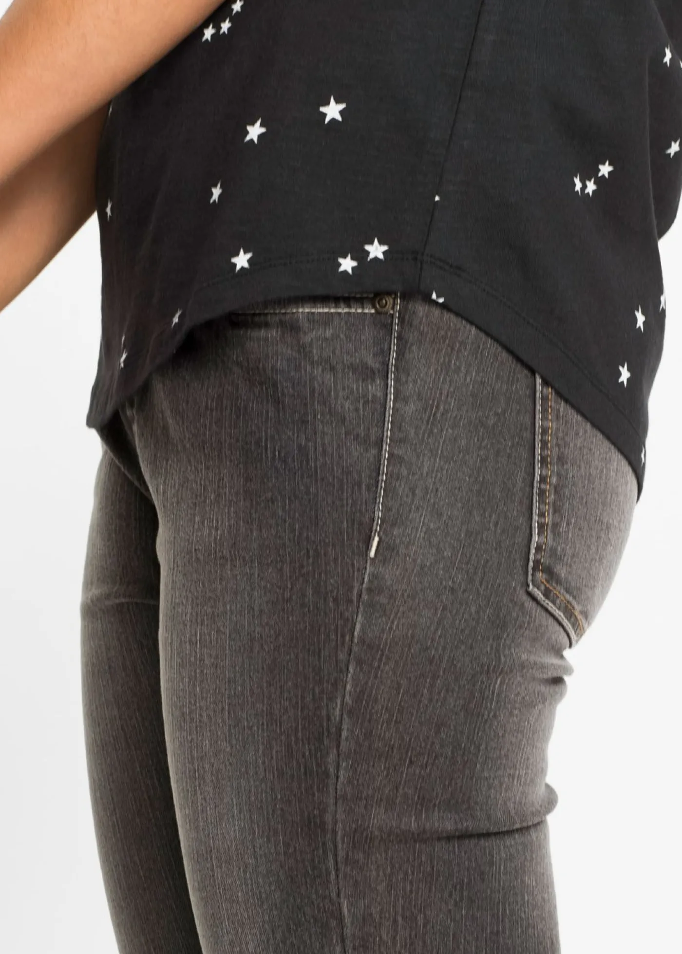 bonprix bonprix Camiseta de algodón puro Negro estampado Clearance