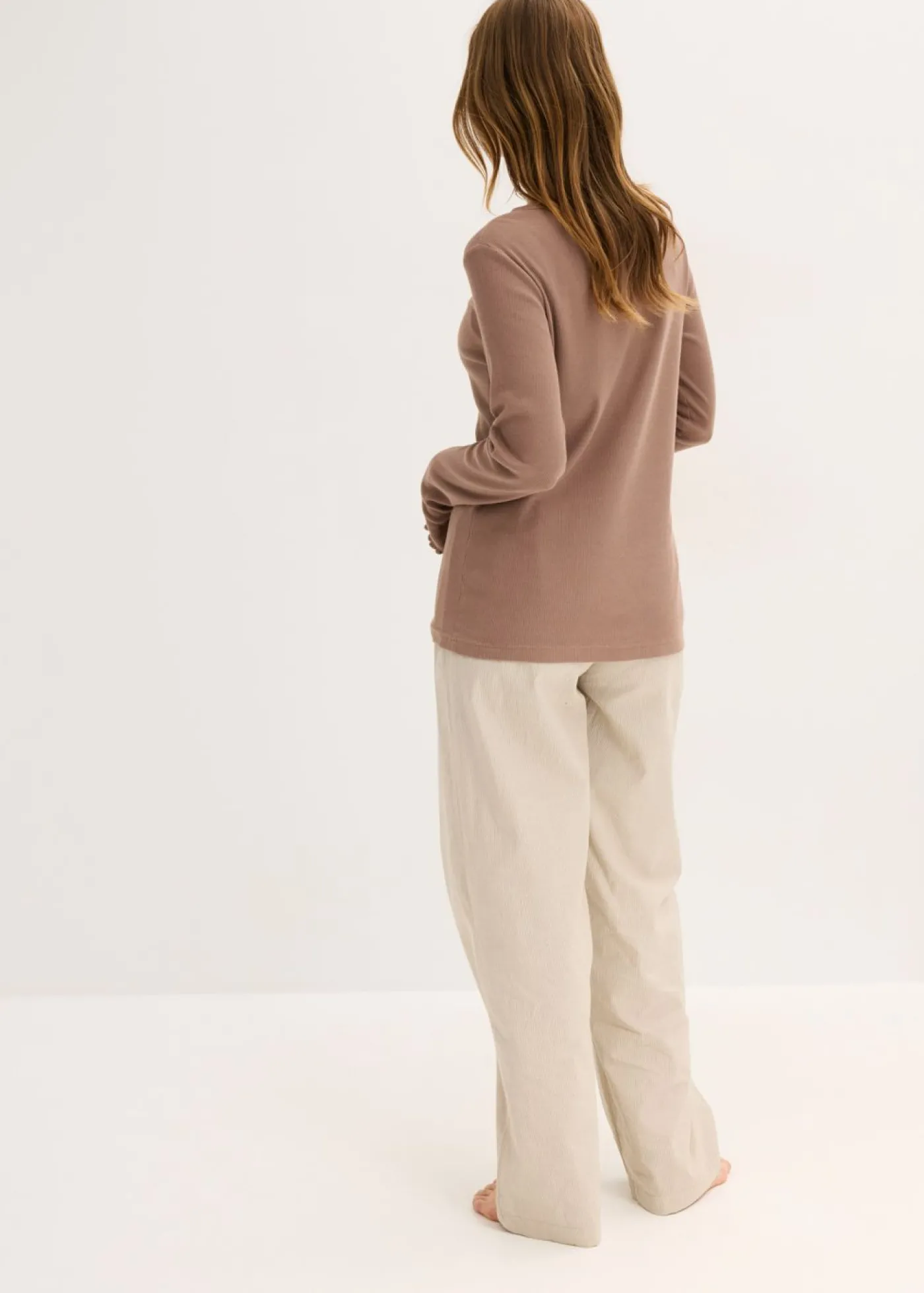 bonprix bonprix Camiseta de canalé con pantalón cómodo marrón mate con rayas Outlet