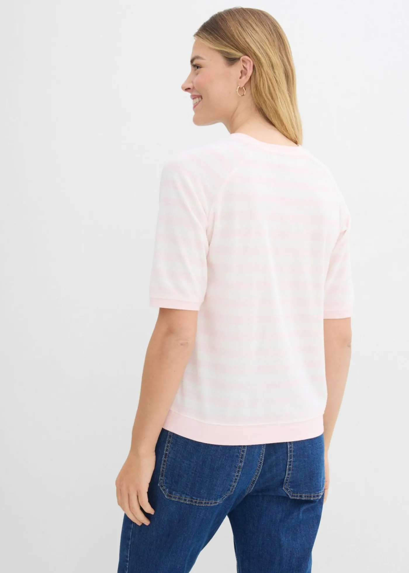 bonprix bonprix Camiseta de felpa suave rosa claro-blanco lana con rayas Best
