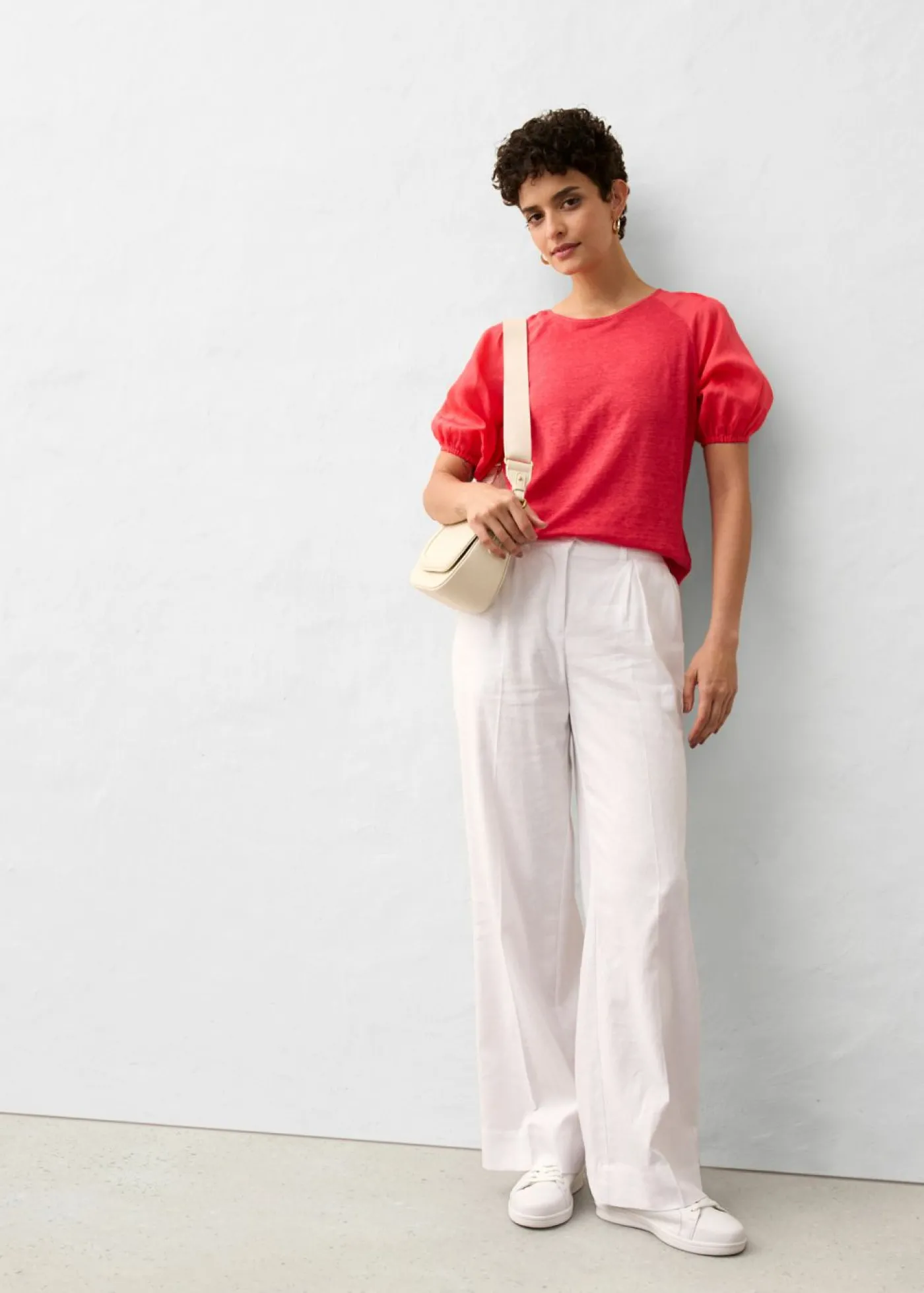 bonprix bonprix Camiseta de lino con mangas abullonadas rosa paraíso Hot