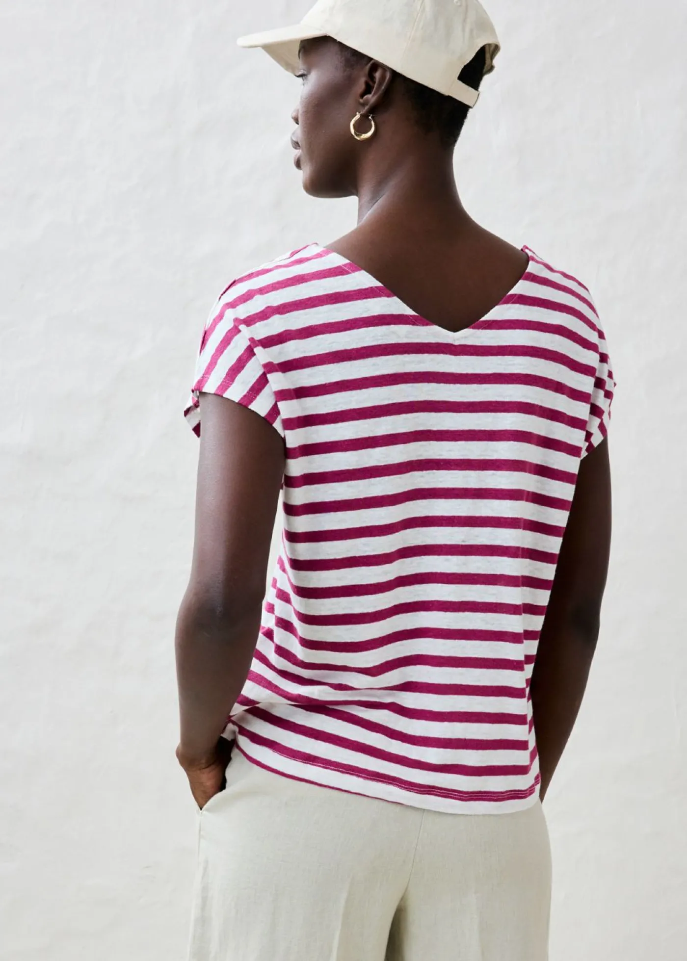 bonprix bonprix Camiseta de lino puro con mangas tipo murciélago violeta/blanco con rayas Outlet