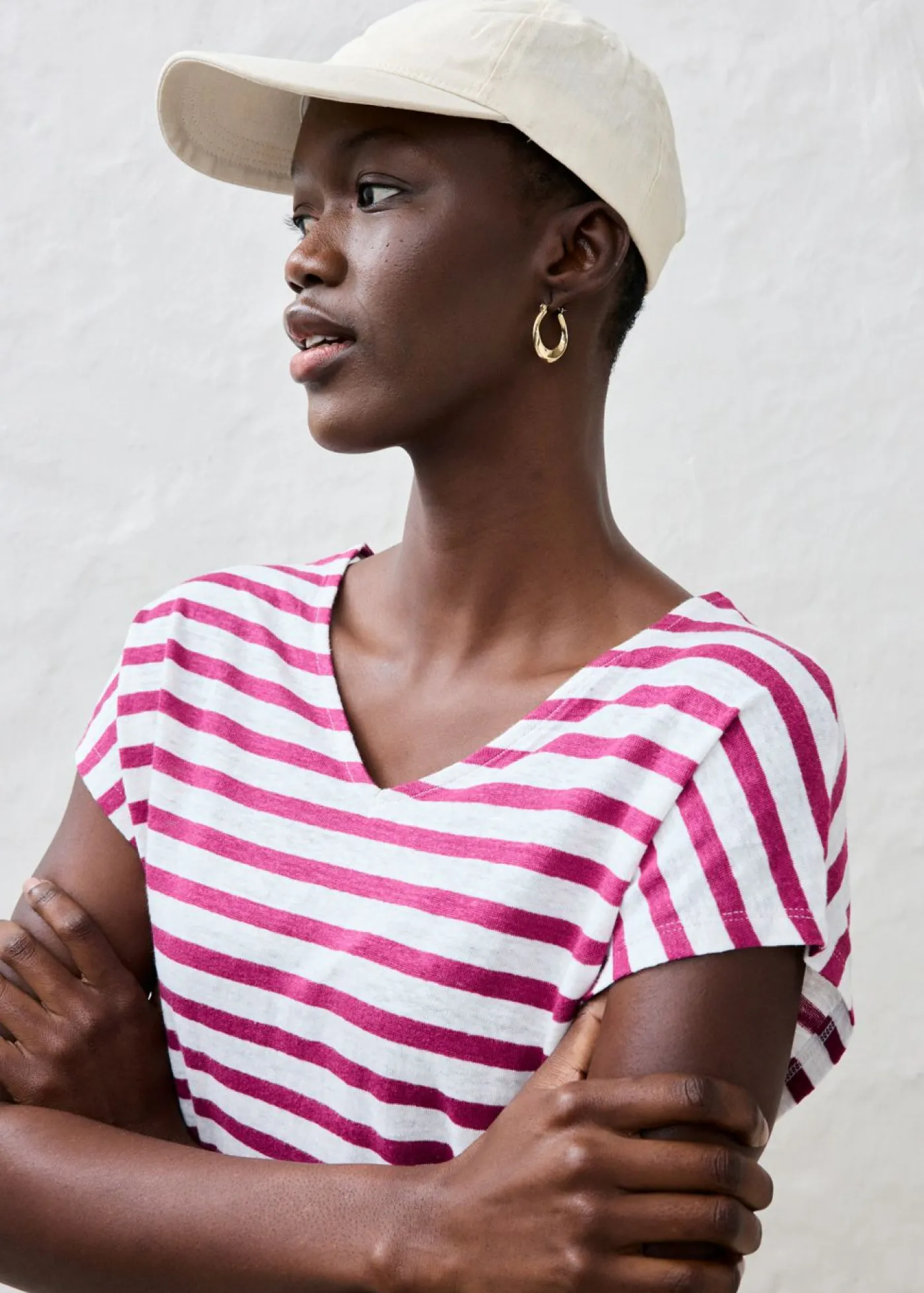 bonprix bonprix Camiseta de lino puro con mangas tipo murciélago violeta/blanco con rayas Outlet
