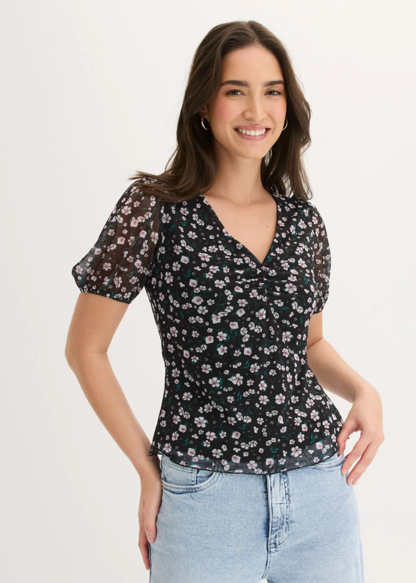 bonprix bonprix Camiseta de malla delicada Negro de flores