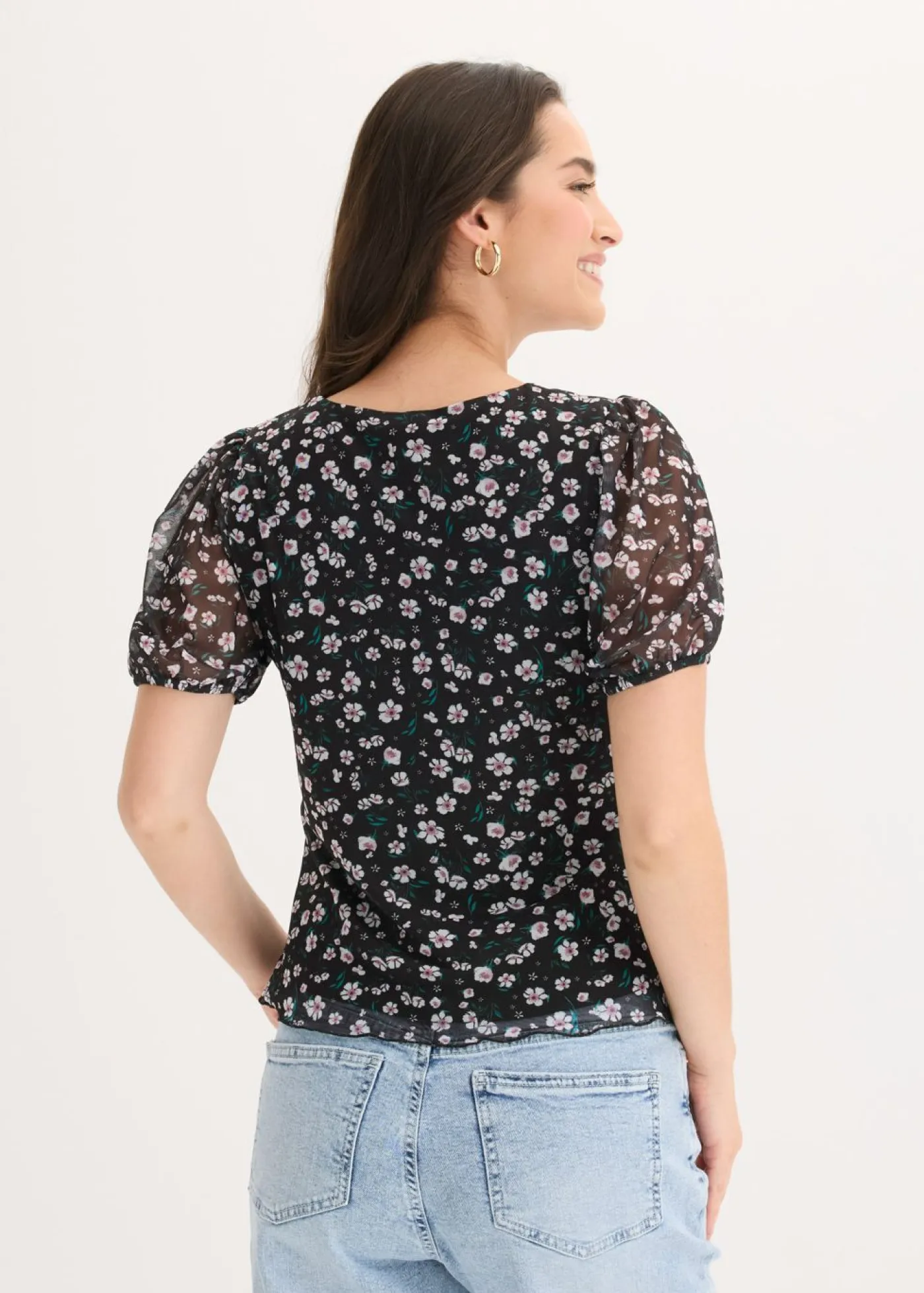 bonprix bonprix Camiseta de malla delicada Negro de flores