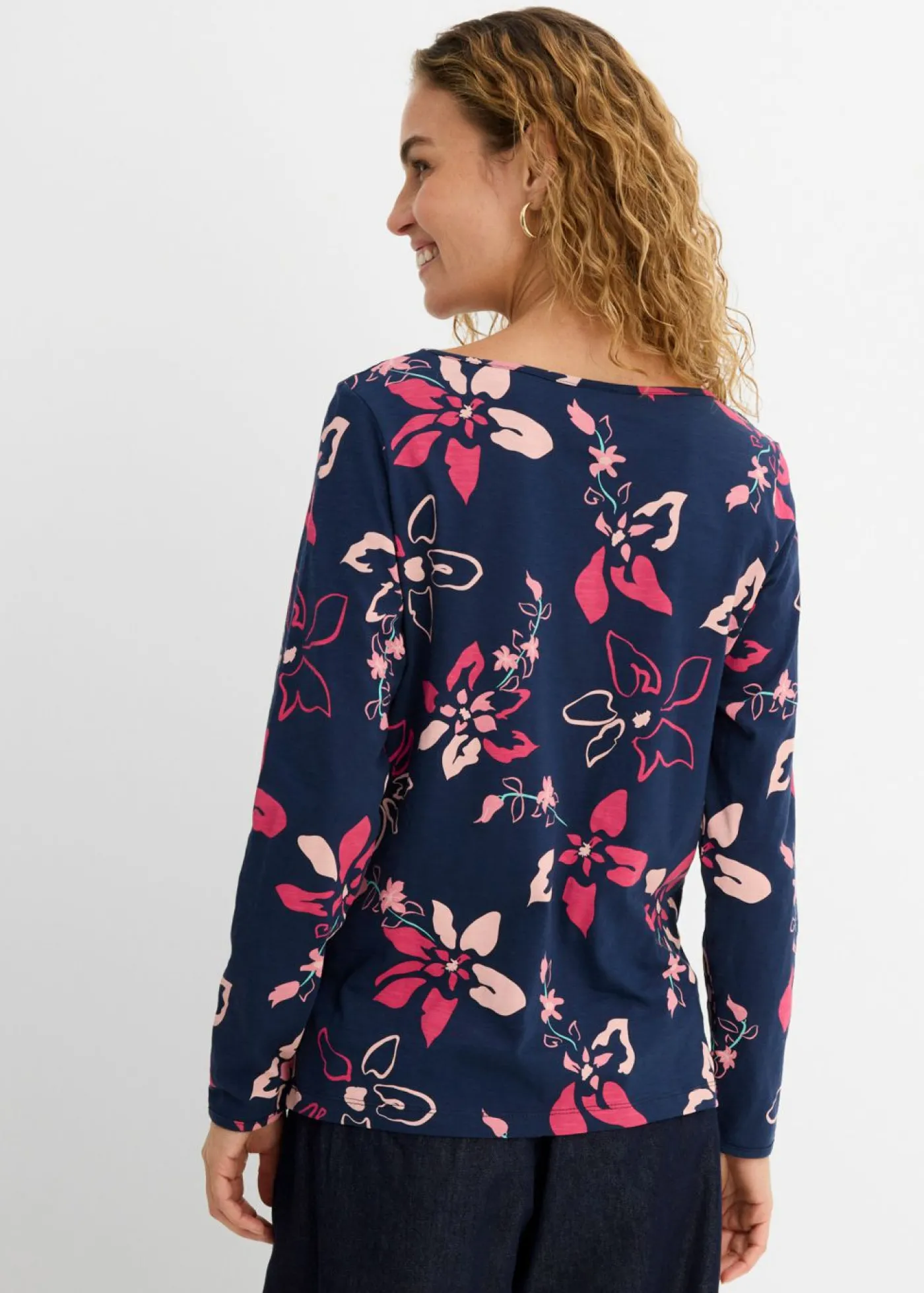 bonprix bonprix Camiseta de manga larga con estampado floral azul marino con flores Best