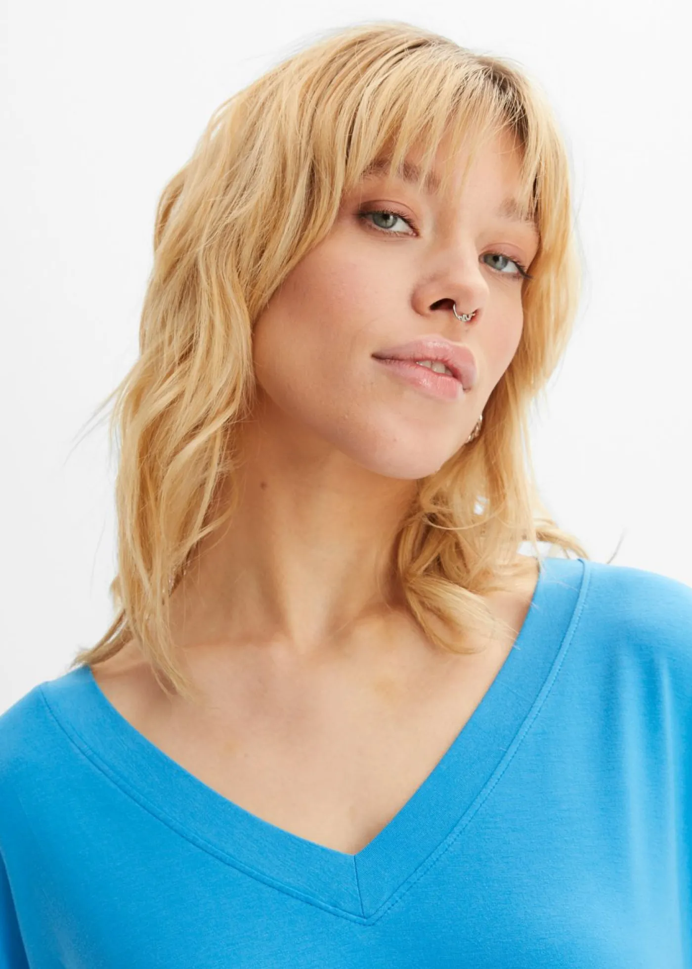 bonprix bonprix Camiseta de mezcla de viscosa fluida azul mediterráneo Clearance