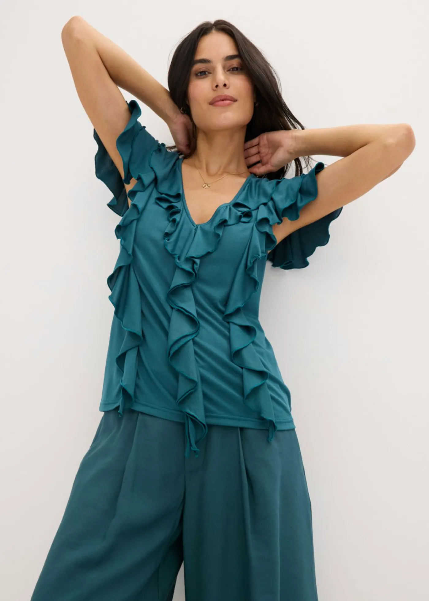 bonprix bonprix Camiseta de suave mezcla de modal con volantes verde pimiento Sale