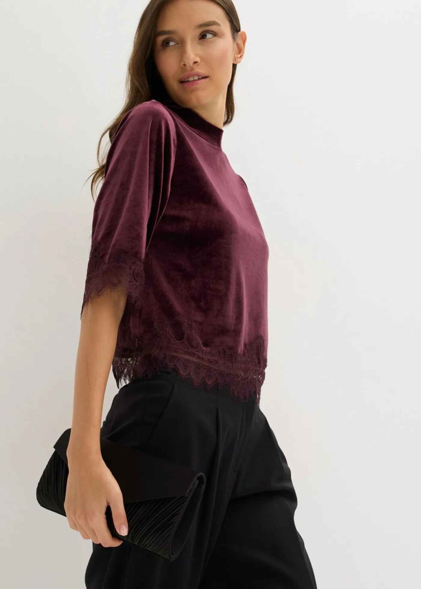 bonprix bonprix Camiseta de terciopelo con encaje rojo burdeos New