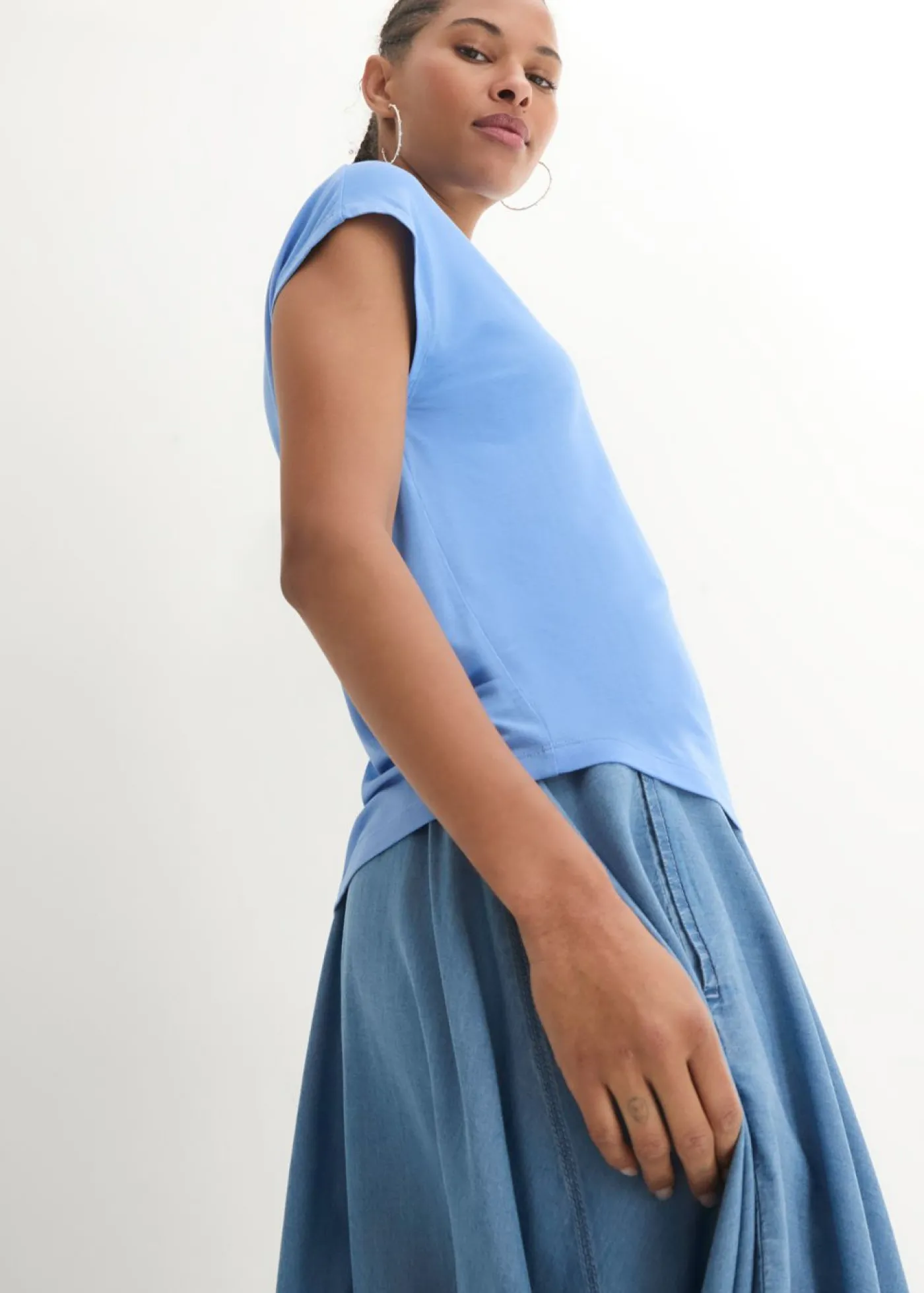 bonprix bonprix Camiseta de viscosa suave azul provenzal Sale