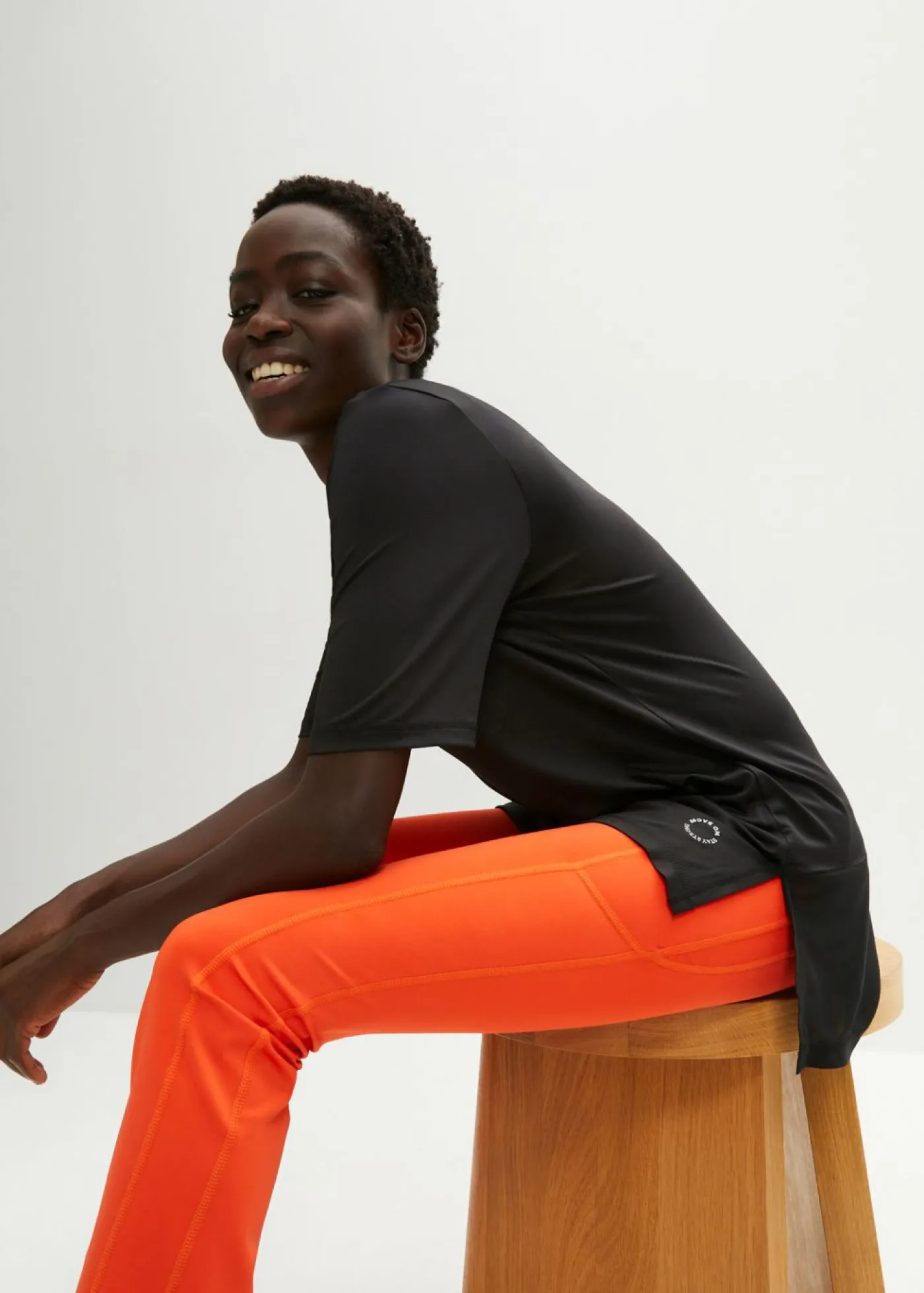 bonprix bonprix Camiseta deportiva larga con malla, de secado rápido Negro